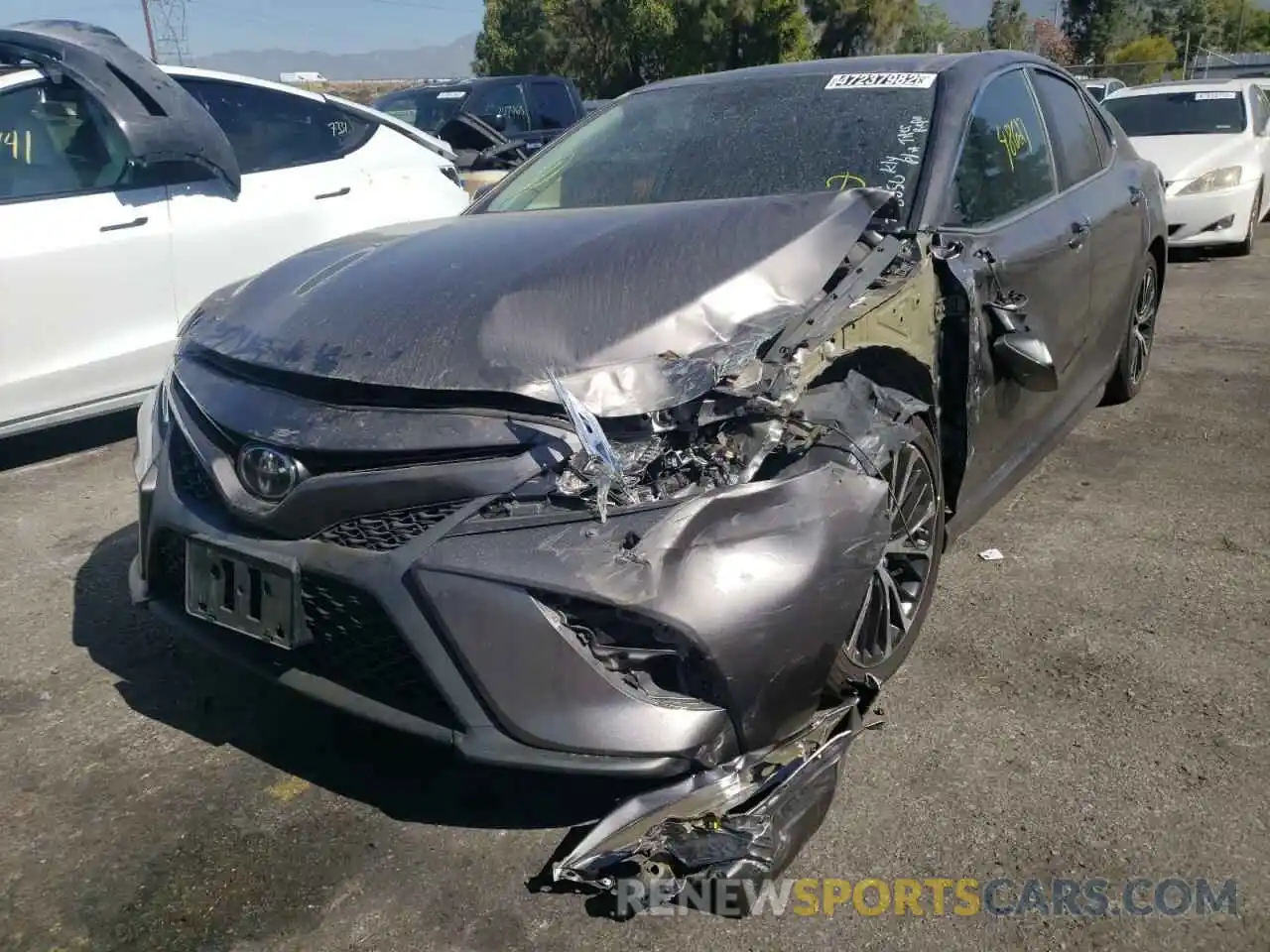 2 Photograph of a damaged car 4T1B11HKXKU258650 TOYOTA CAMRY 2019