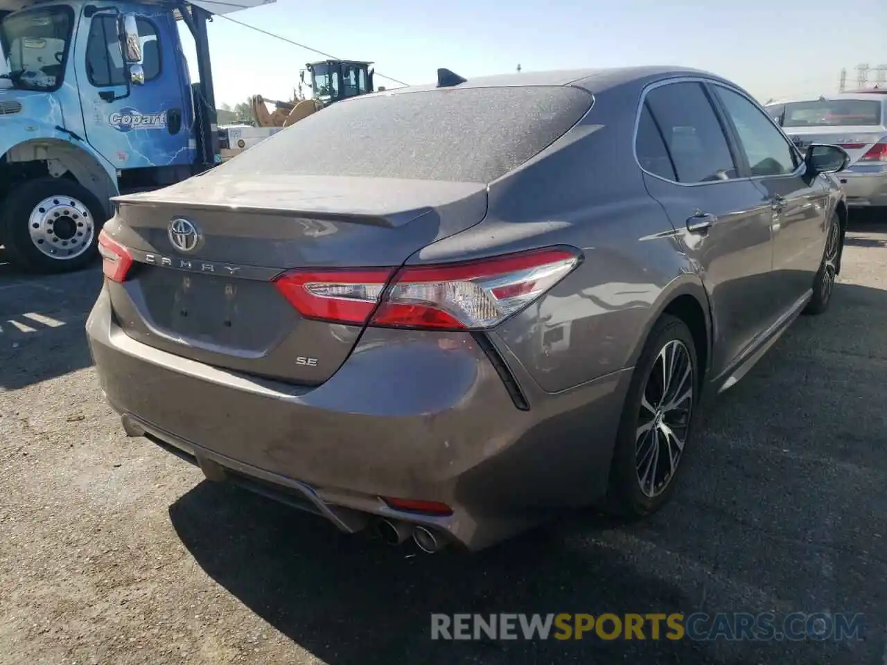 4 Photograph of a damaged car 4T1B11HKXKU258650 TOYOTA CAMRY 2019