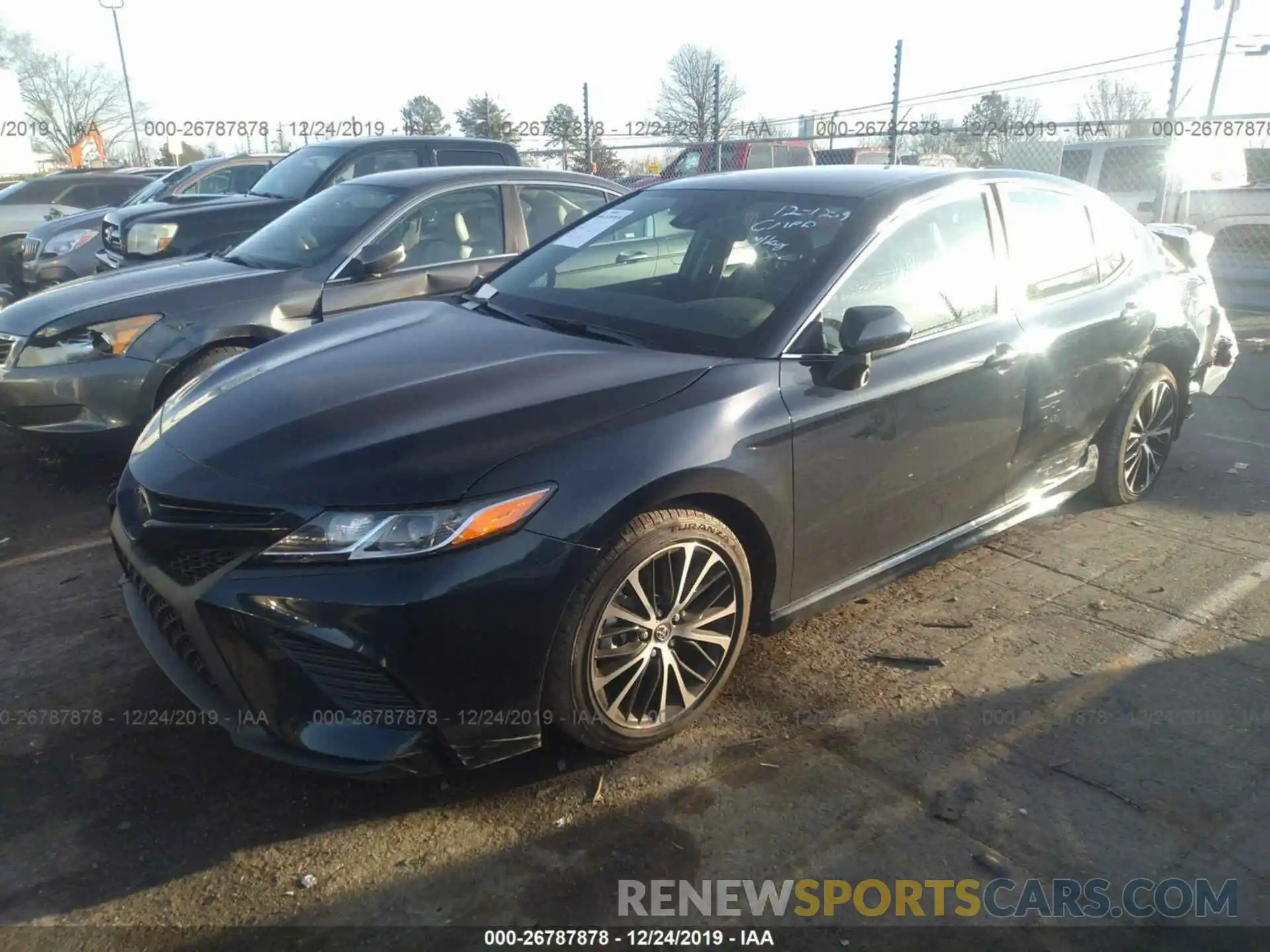 2 Photograph of a damaged car 4T1B11HKXKU258731 TOYOTA CAMRY 2019