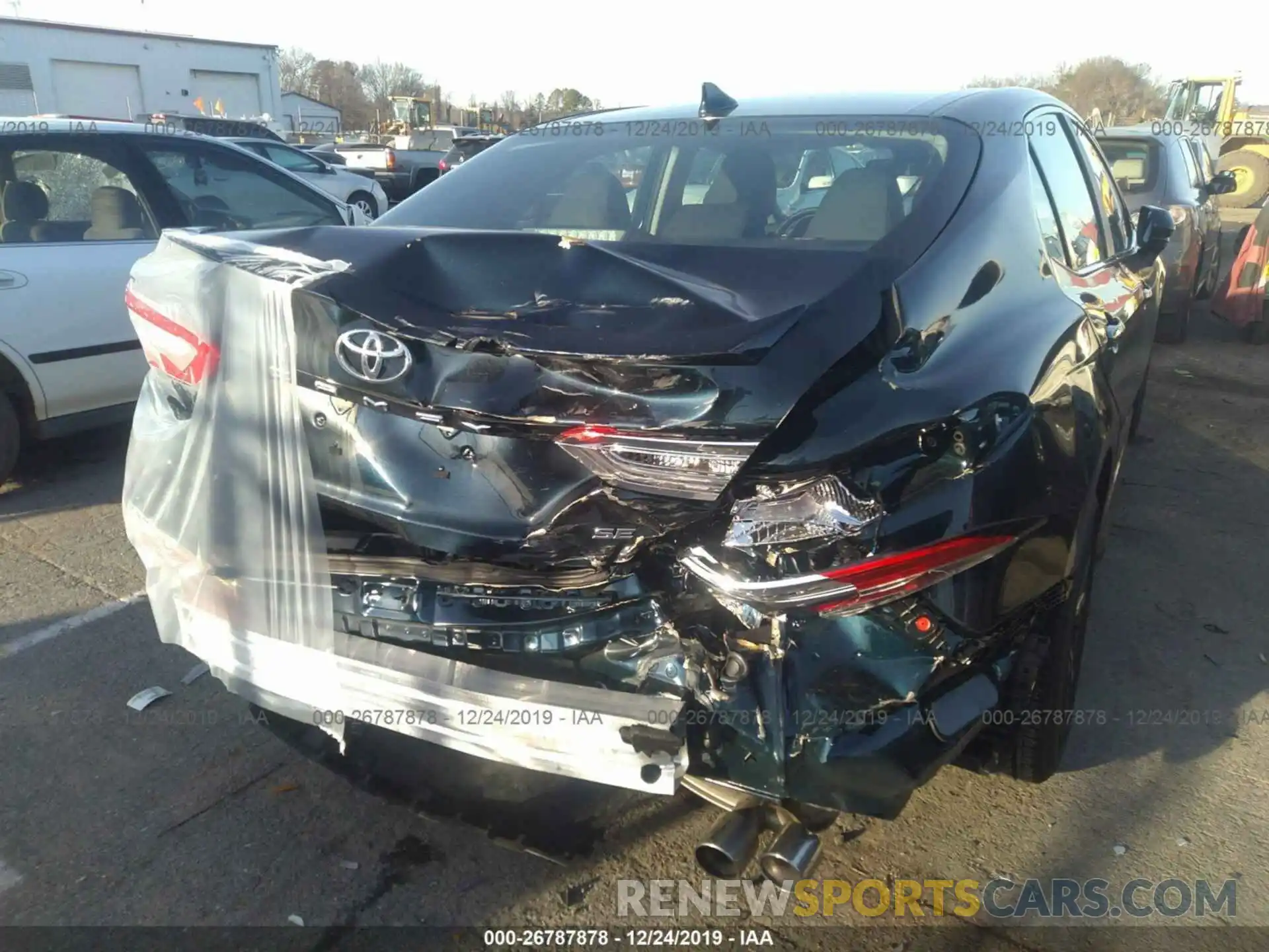 6 Photograph of a damaged car 4T1B11HKXKU258731 TOYOTA CAMRY 2019