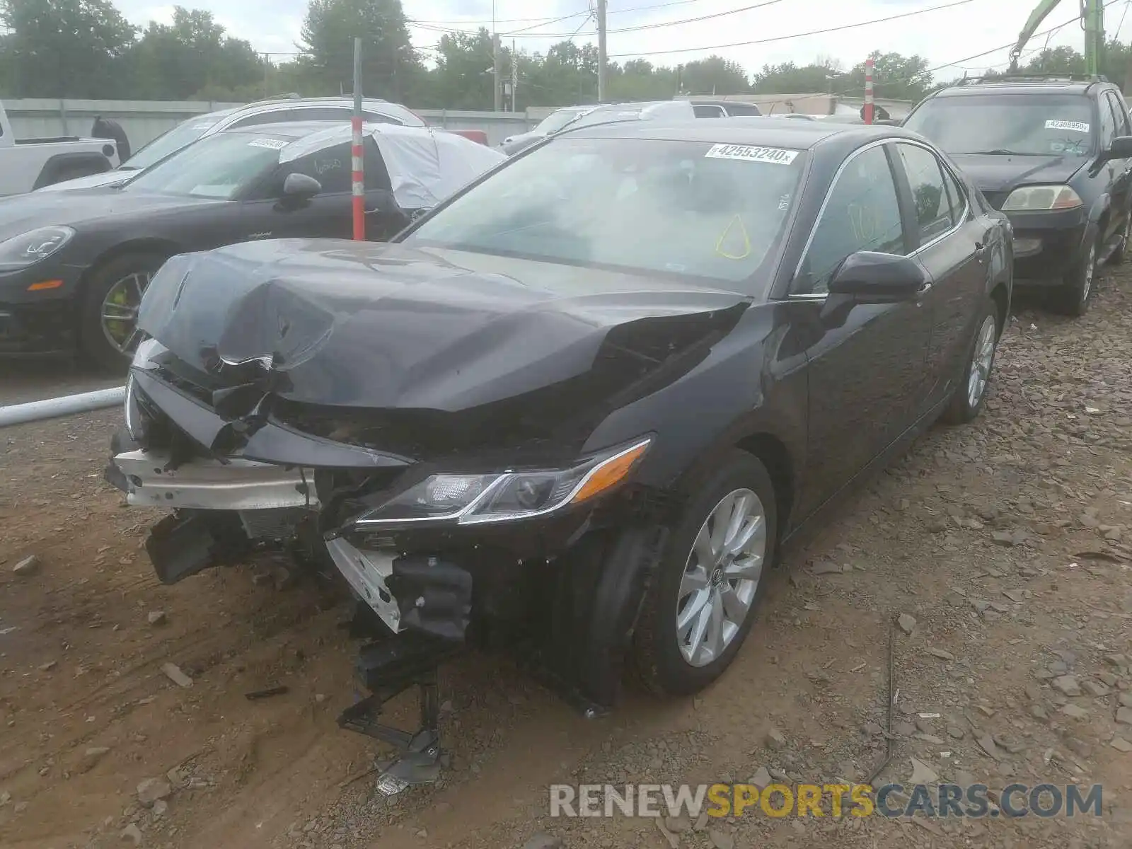 2 Photograph of a damaged car 4T1B11HKXKU258793 TOYOTA CAMRY 2019