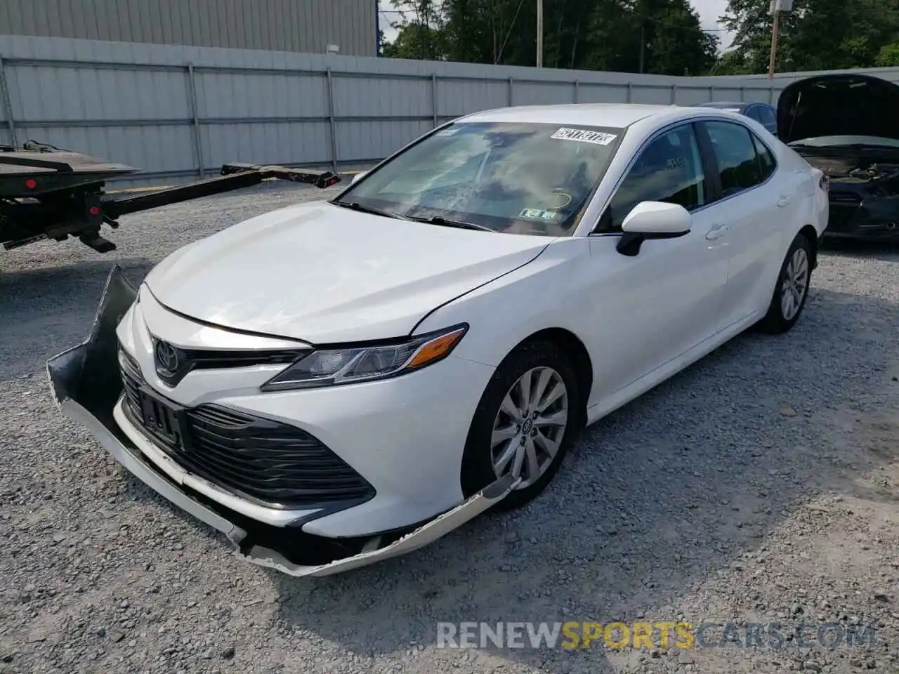 2 Photograph of a damaged car 4T1B11HKXKU259605 TOYOTA CAMRY 2019