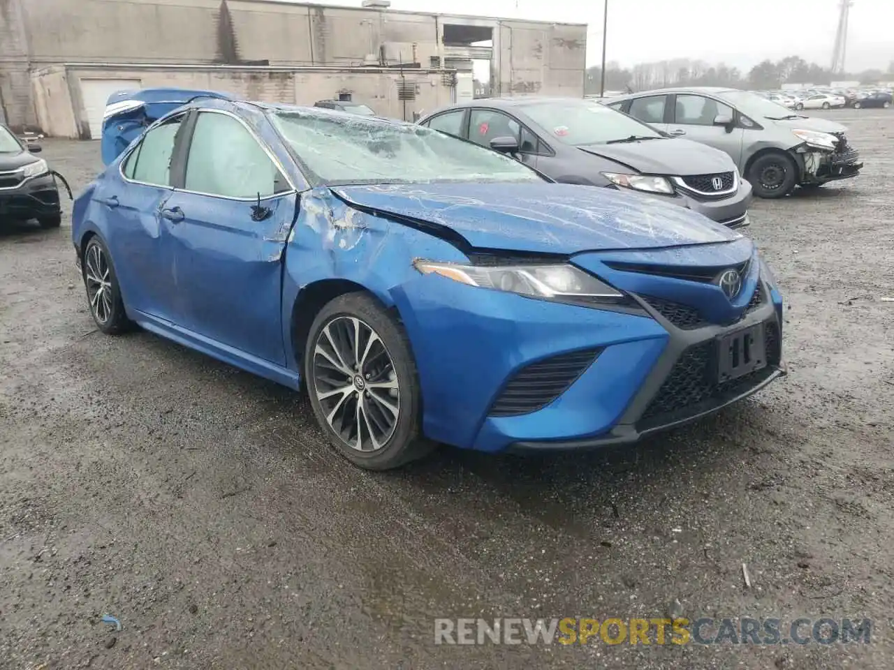 1 Photograph of a damaged car 4T1B11HKXKU260849 TOYOTA CAMRY 2019