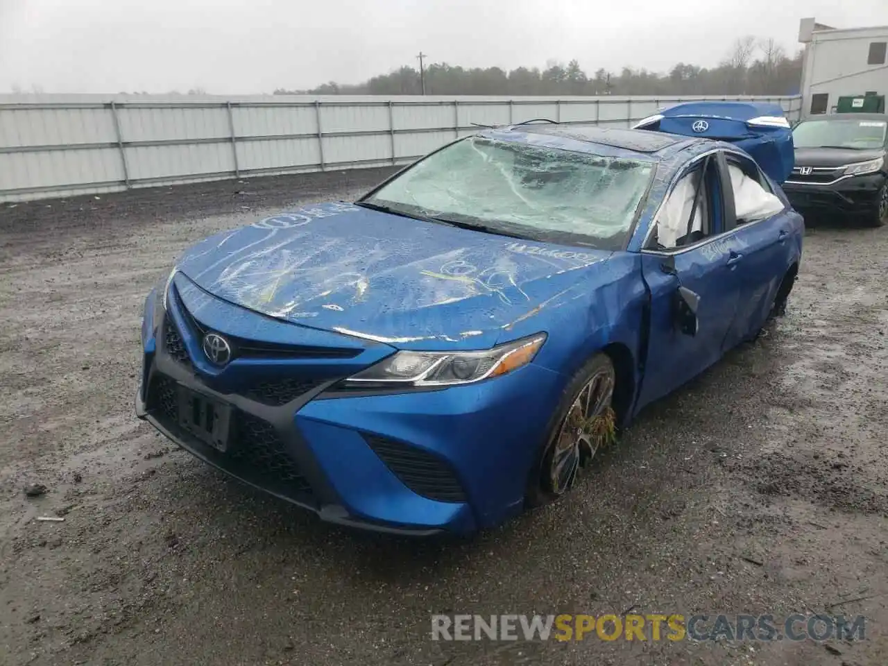 2 Photograph of a damaged car 4T1B11HKXKU260849 TOYOTA CAMRY 2019