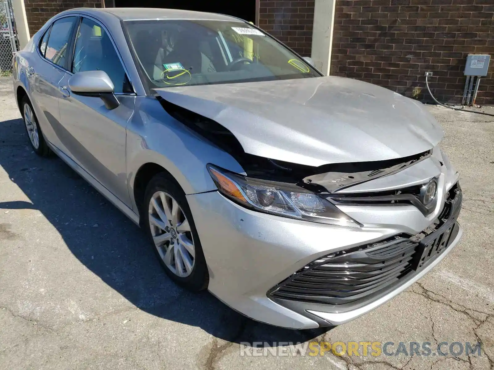 1 Photograph of a damaged car 4T1B11HKXKU261791 TOYOTA CAMRY 2019