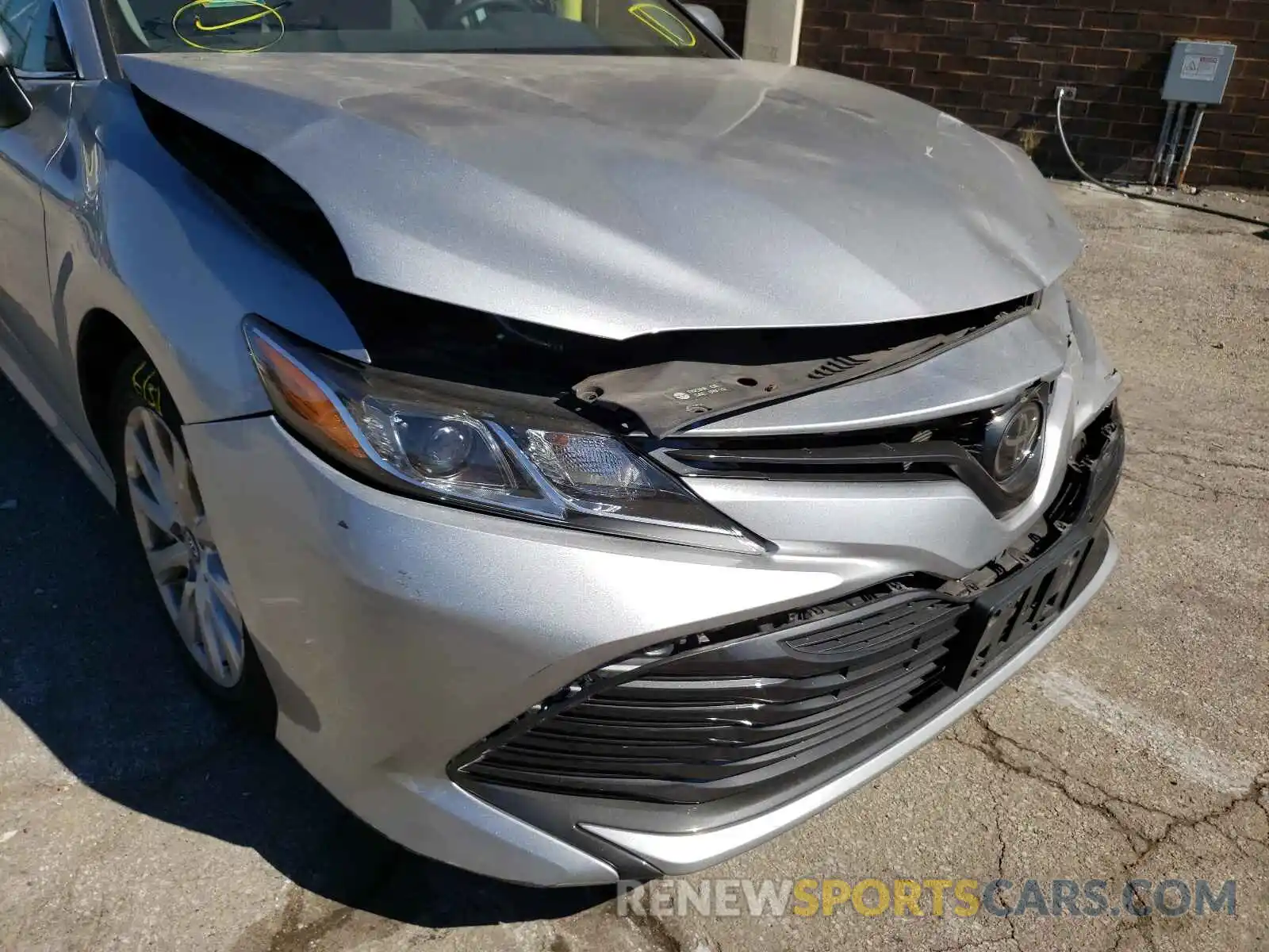 9 Photograph of a damaged car 4T1B11HKXKU261791 TOYOTA CAMRY 2019