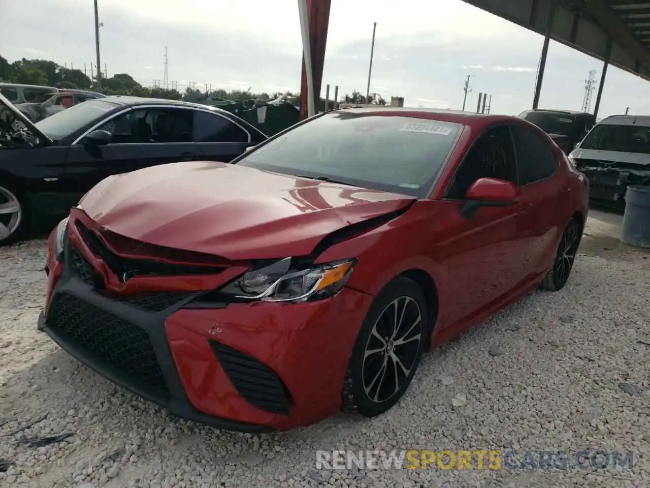 2 Photograph of a damaged car 4T1B11HKXKU262052 TOYOTA CAMRY 2019