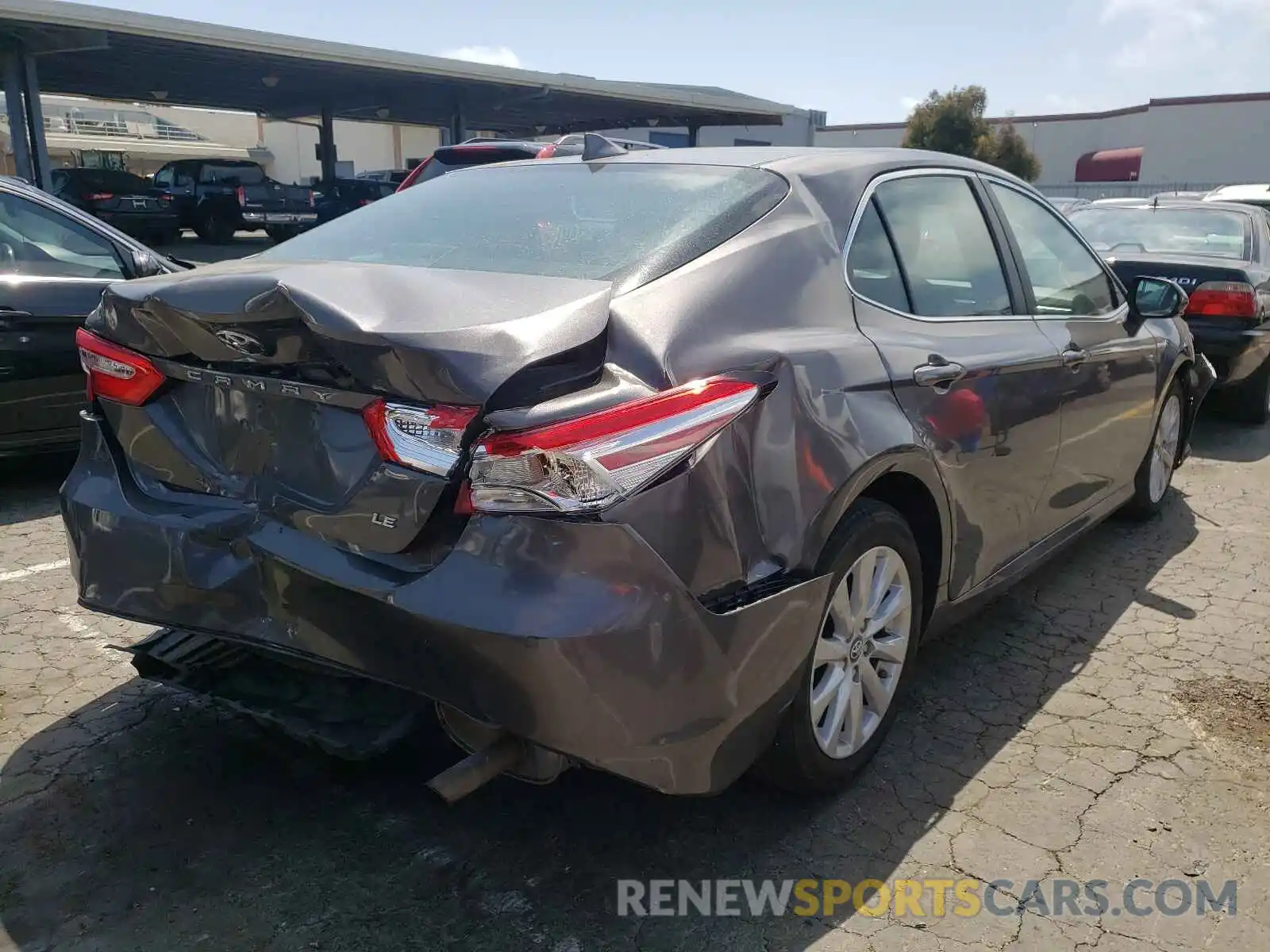 4 Photograph of a damaged car 4T1B11HKXKU263864 TOYOTA CAMRY 2019