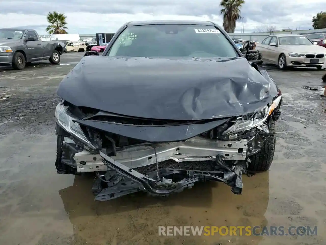 5 Photograph of a damaged car 4T1B11HKXKU264481 TOYOTA CAMRY 2019