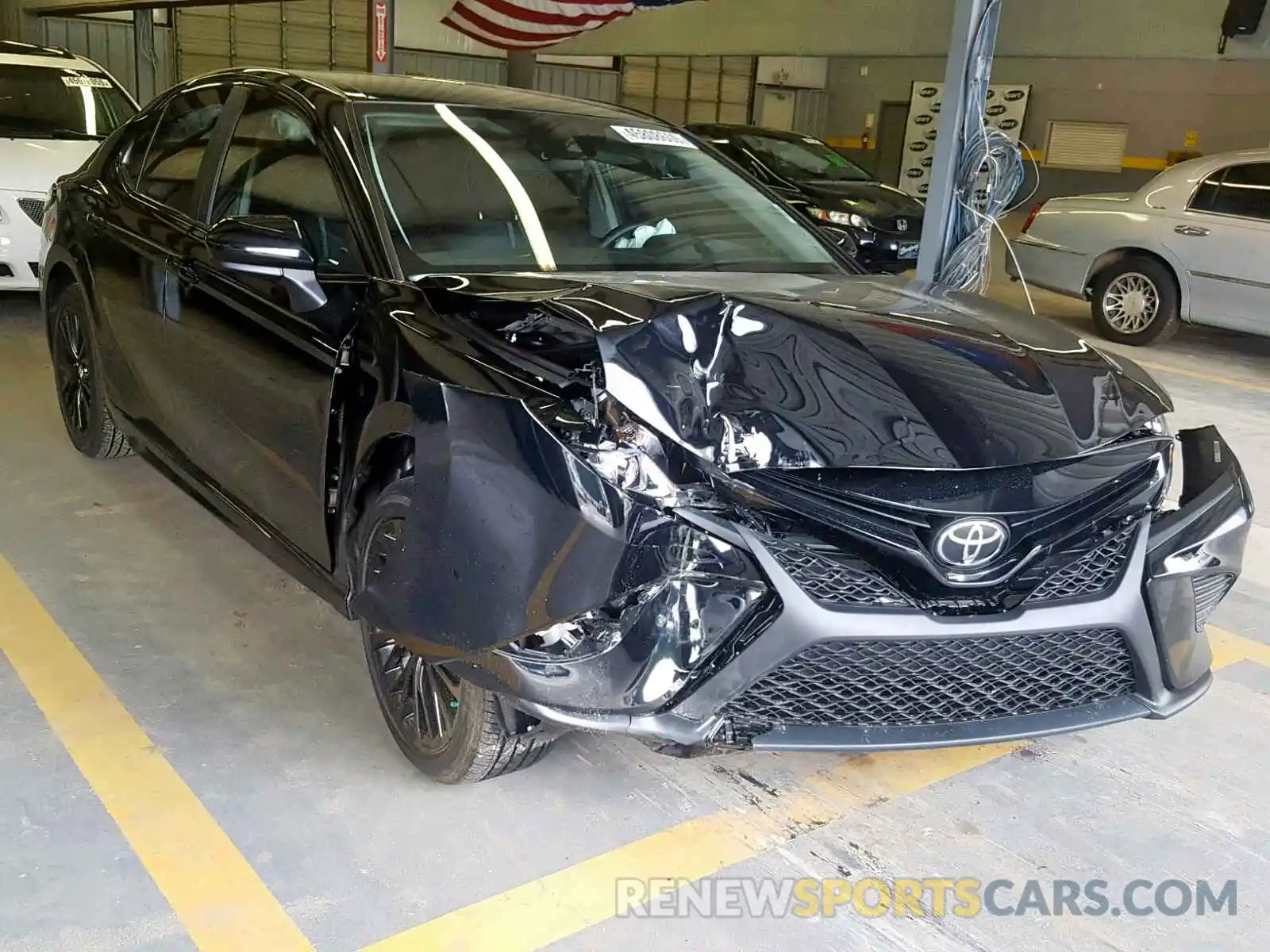 1 Photograph of a damaged car 4T1B11HKXKU264870 TOYOTA CAMRY 2019