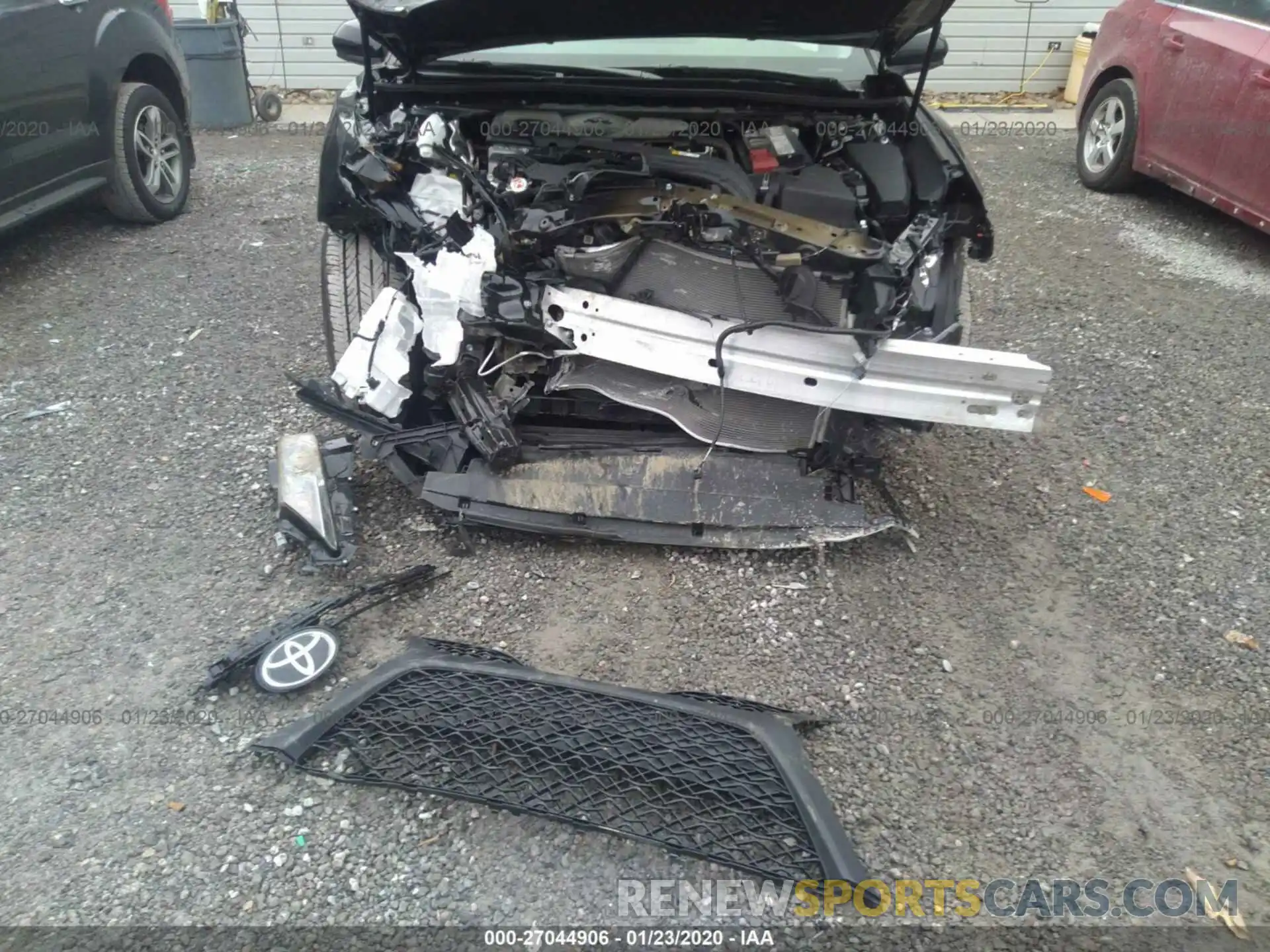 6 Photograph of a damaged car 4T1B11HKXKU265517 TOYOTA CAMRY 2019