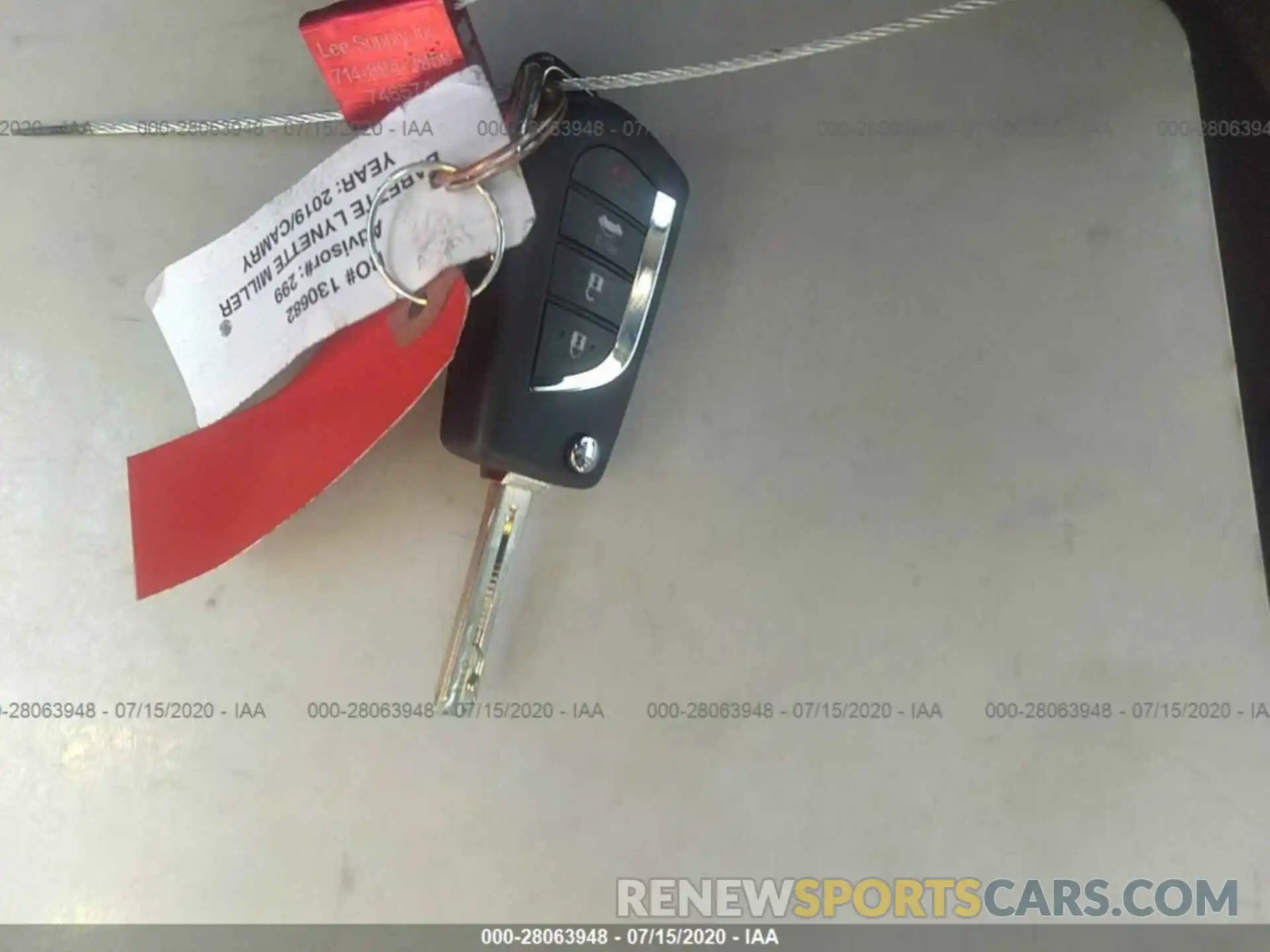 11 Photograph of a damaged car 4T1B11HKXKU265615 TOYOTA CAMRY 2019