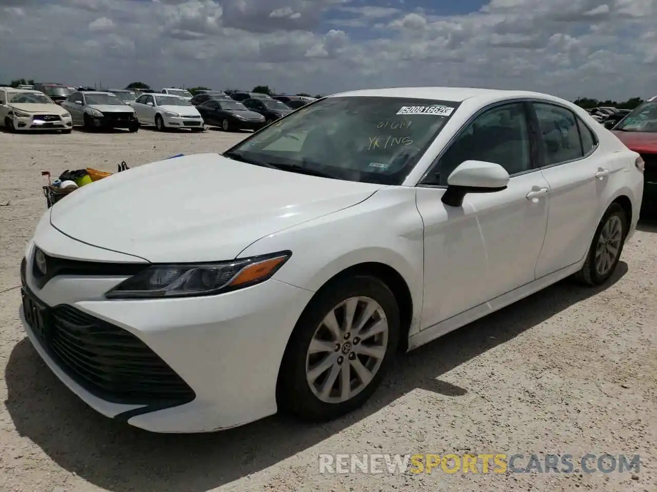 2 Photograph of a damaged car 4T1B11HKXKU266165 TOYOTA CAMRY 2019