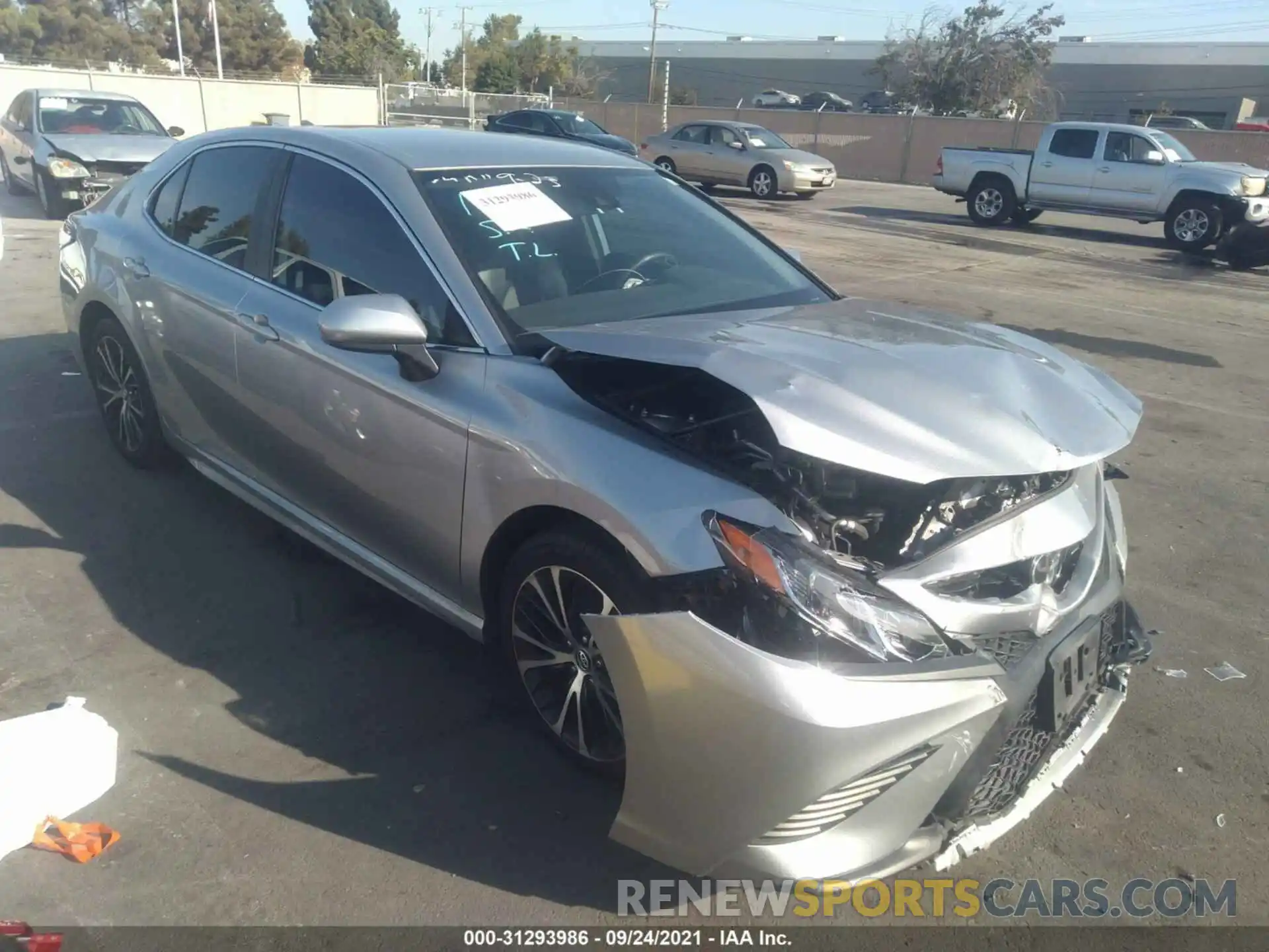 1 Photograph of a damaged car 4T1B11HKXKU266473 TOYOTA CAMRY 2019