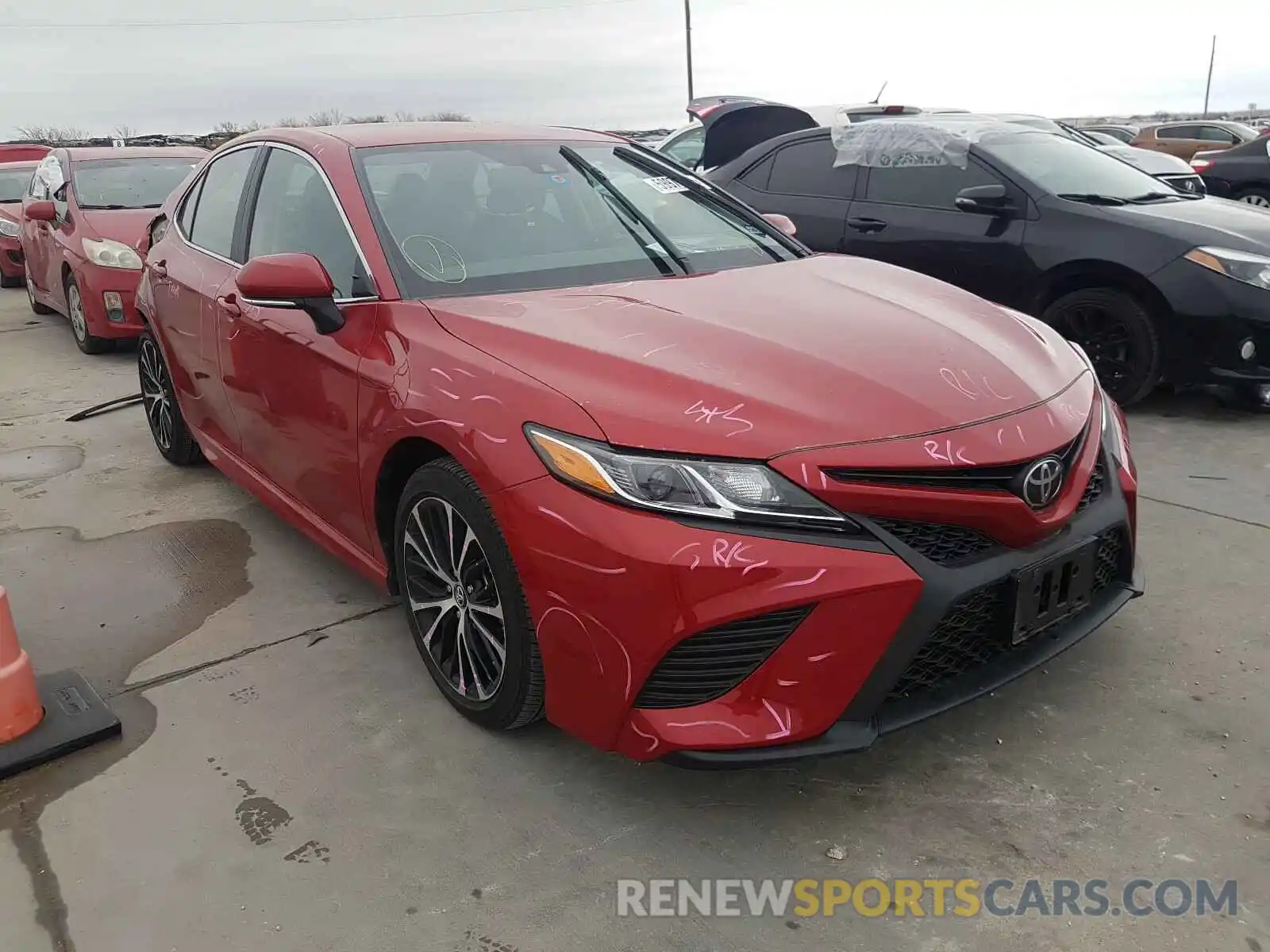 1 Photograph of a damaged car 4T1B11HKXKU267123 TOYOTA CAMRY 2019