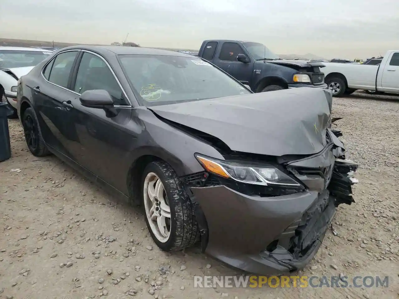 1 Photograph of a damaged car 4T1B11HKXKU267235 TOYOTA CAMRY 2019