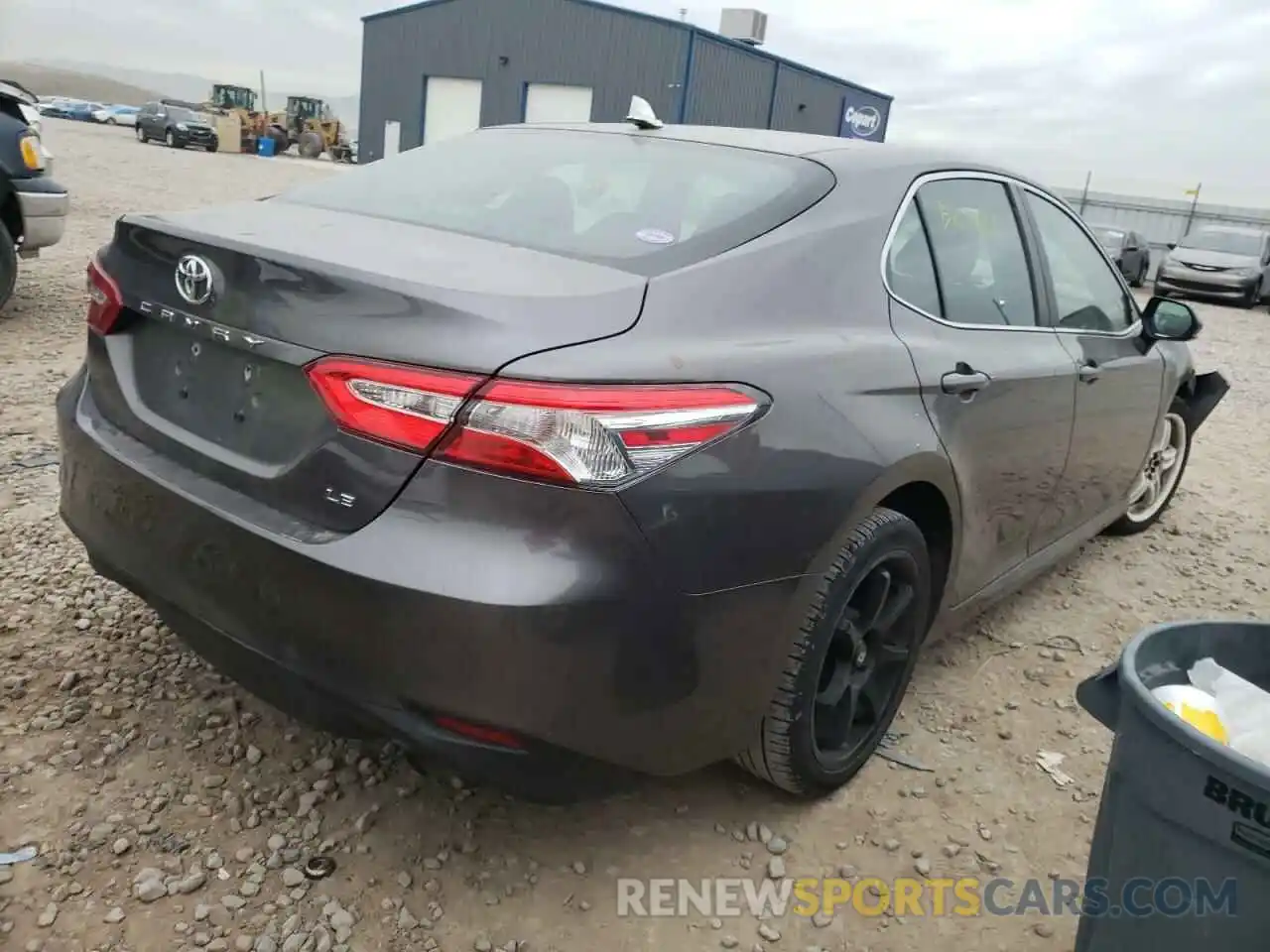 4 Фотография поврежденного автомобиля 4T1B11HKXKU267235 TOYOTA CAMRY 2019