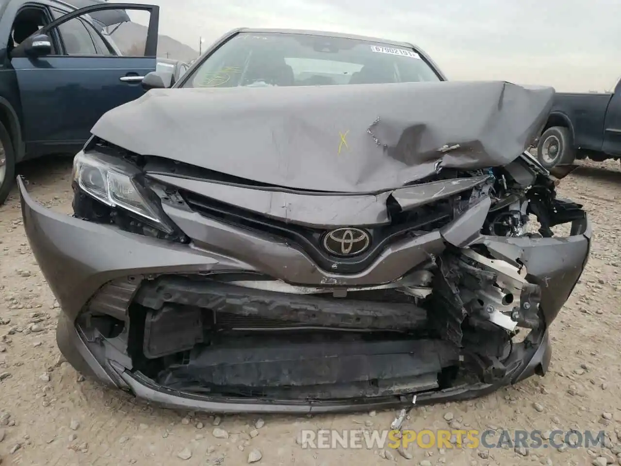 9 Фотография поврежденного автомобиля 4T1B11HKXKU267235 TOYOTA CAMRY 2019