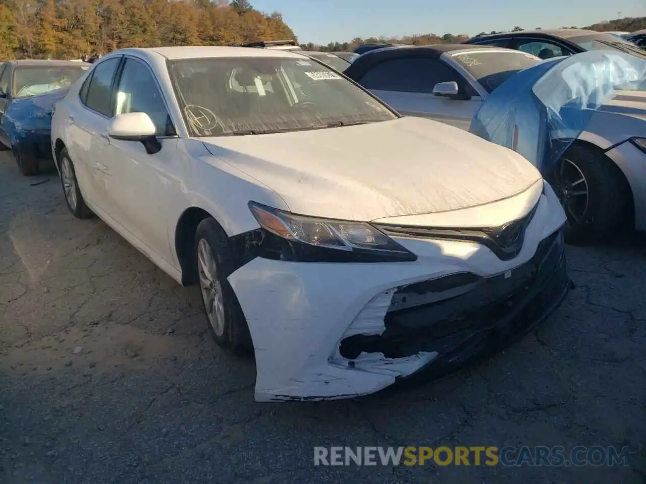 1 Photograph of a damaged car 4T1B11HKXKU267283 TOYOTA CAMRY 2019