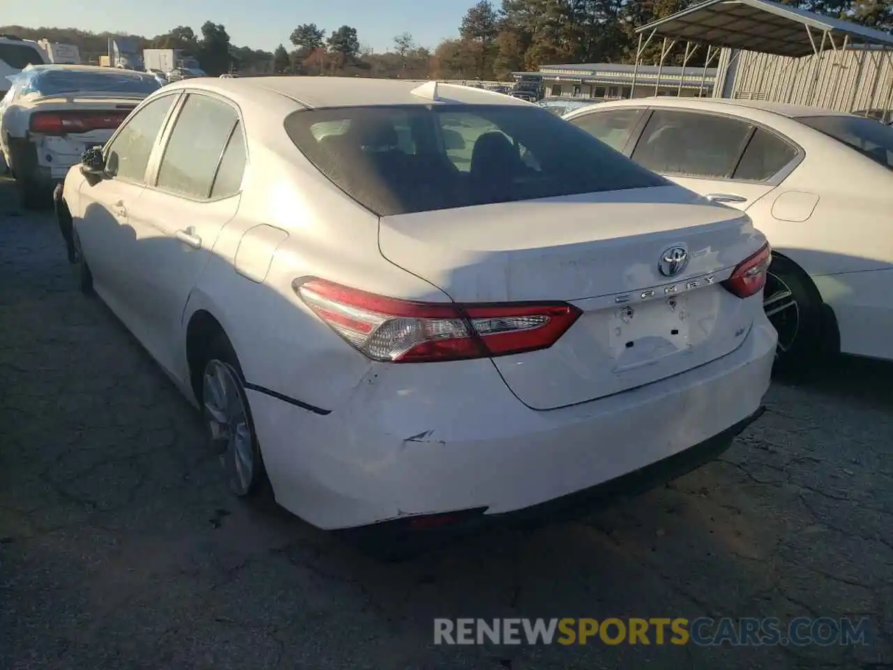 3 Photograph of a damaged car 4T1B11HKXKU267283 TOYOTA CAMRY 2019