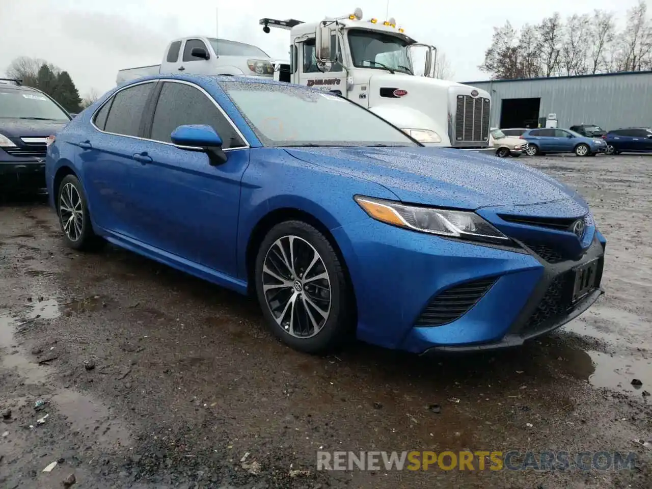 1 Photograph of a damaged car 4T1B11HKXKU267915 TOYOTA CAMRY 2019