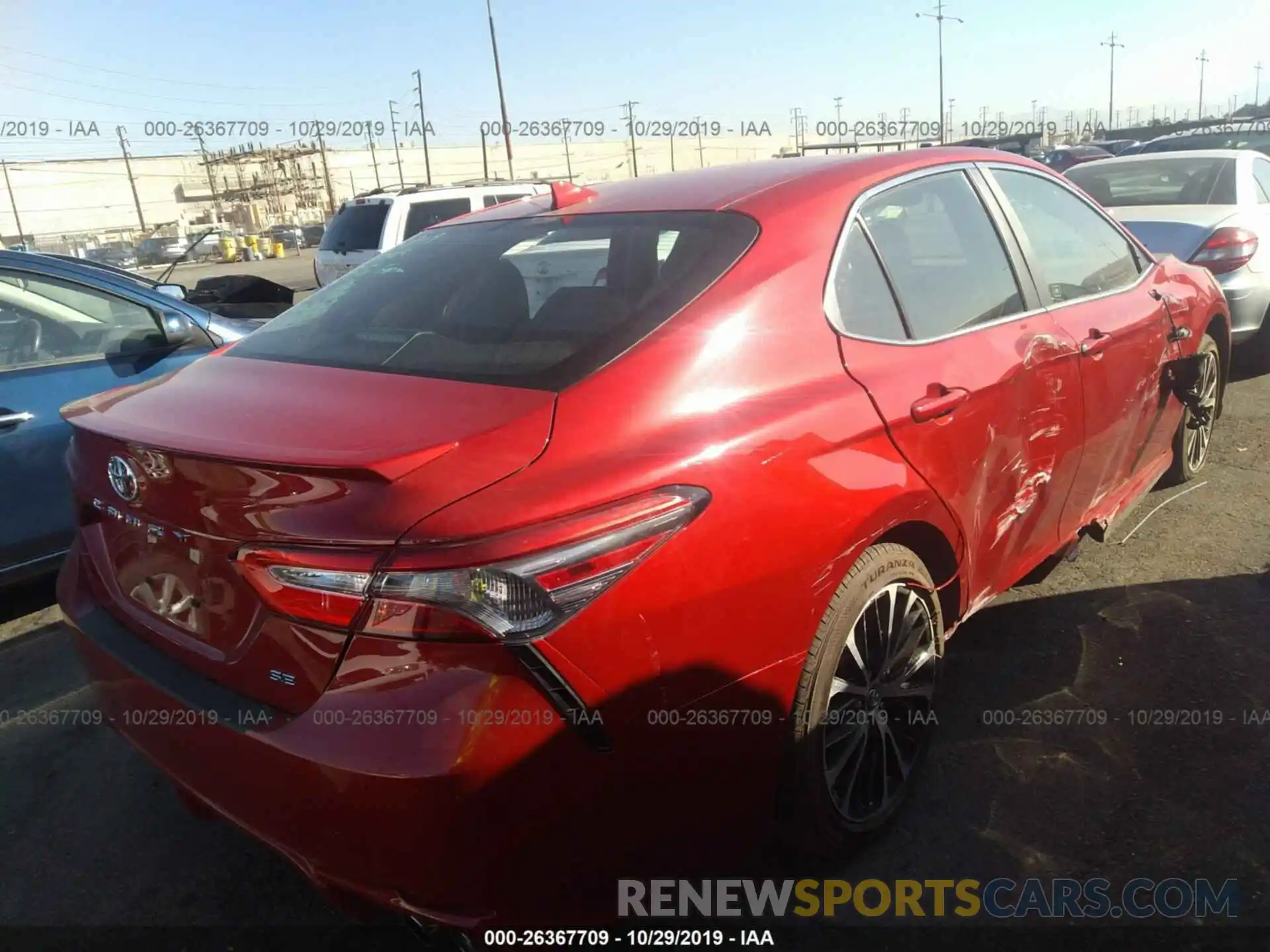 4 Photograph of a damaged car 4T1B11HKXKU268790 TOYOTA CAMRY 2019