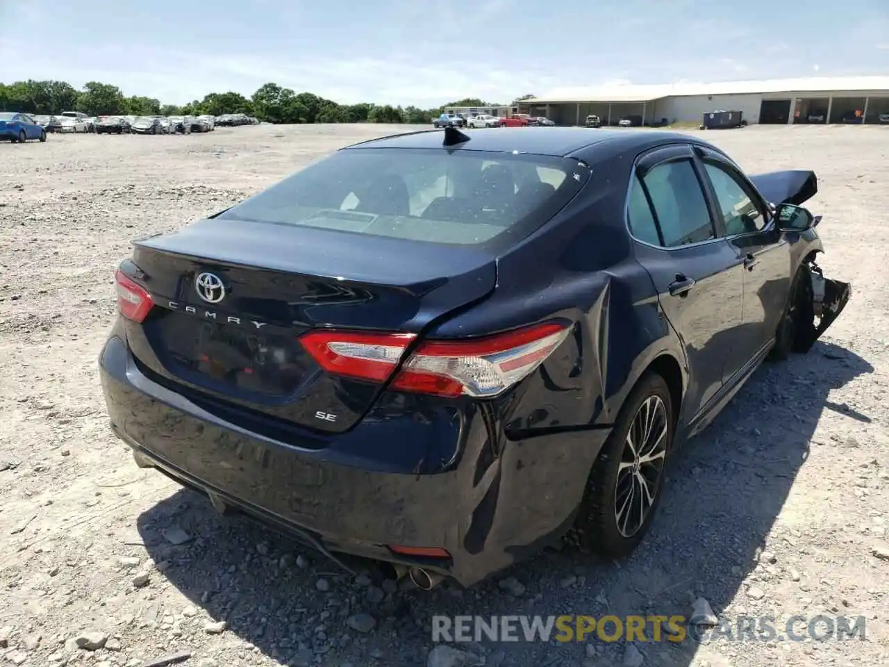 4 Photograph of a damaged car 4T1B11HKXKU269194 TOYOTA CAMRY 2019