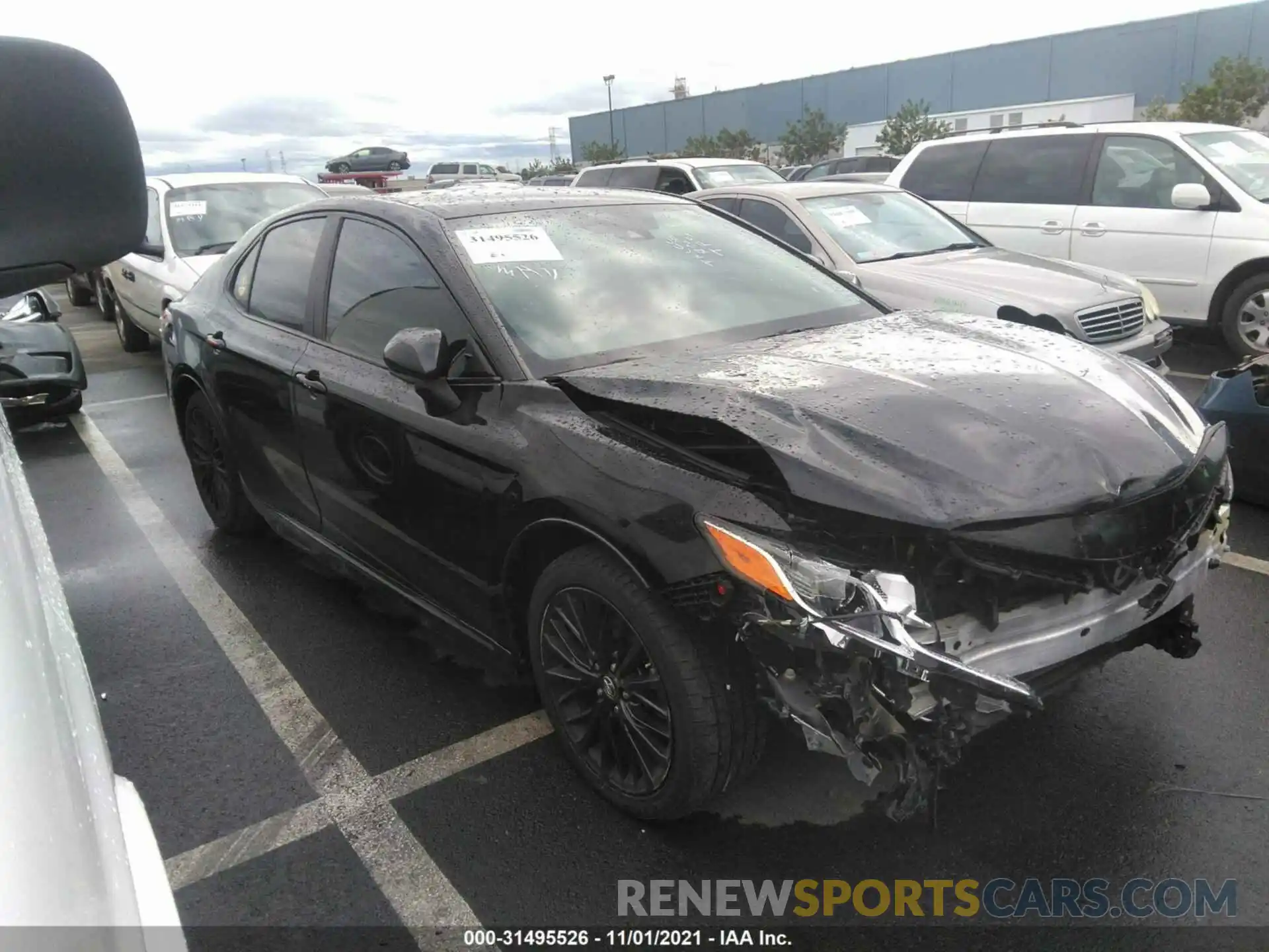 1 Photograph of a damaged car 4T1B11HKXKU270121 TOYOTA CAMRY 2019