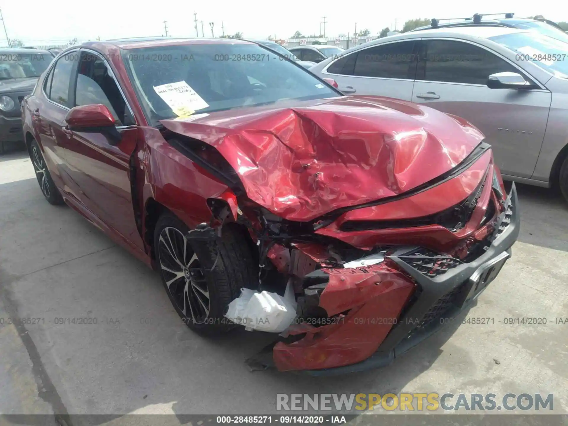 1 Photograph of a damaged car 4T1B11HKXKU271544 TOYOTA CAMRY 2019