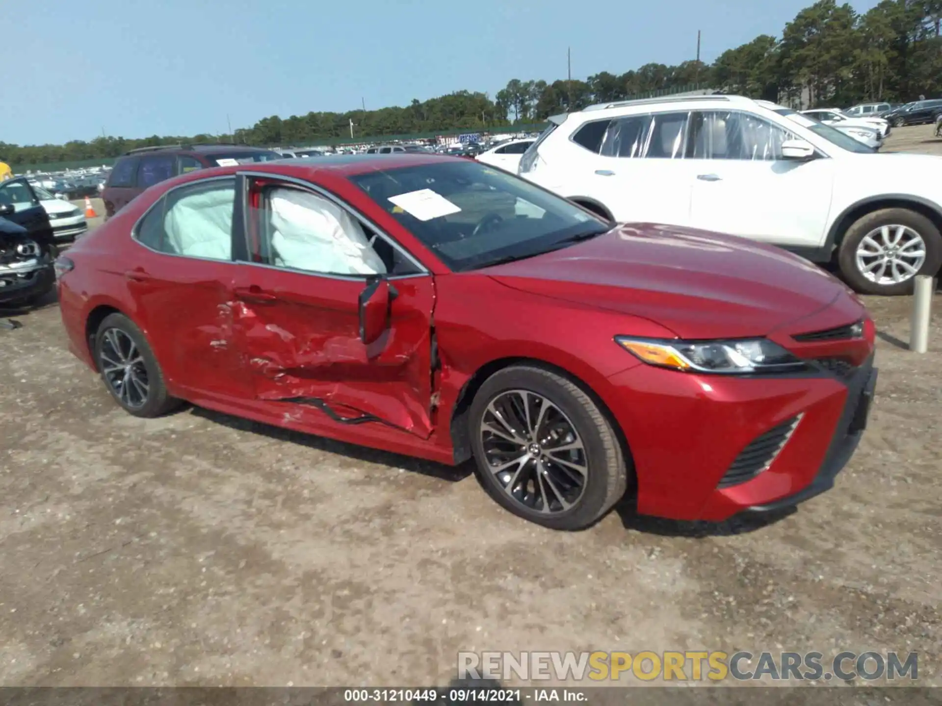 1 Photograph of a damaged car 4T1B11HKXKU271706 TOYOTA CAMRY 2019