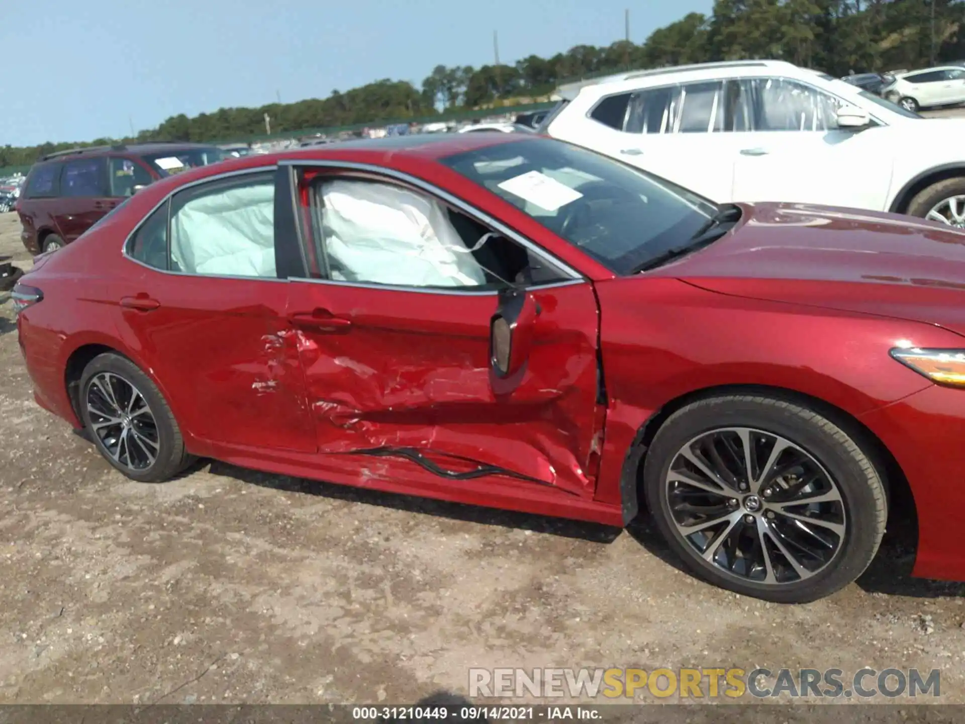 6 Photograph of a damaged car 4T1B11HKXKU271706 TOYOTA CAMRY 2019