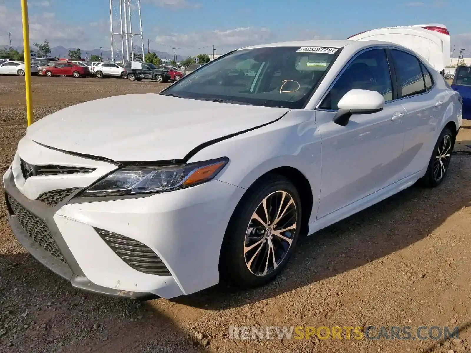 2 Photograph of a damaged car 4T1B11HKXKU273004 TOYOTA CAMRY 2019