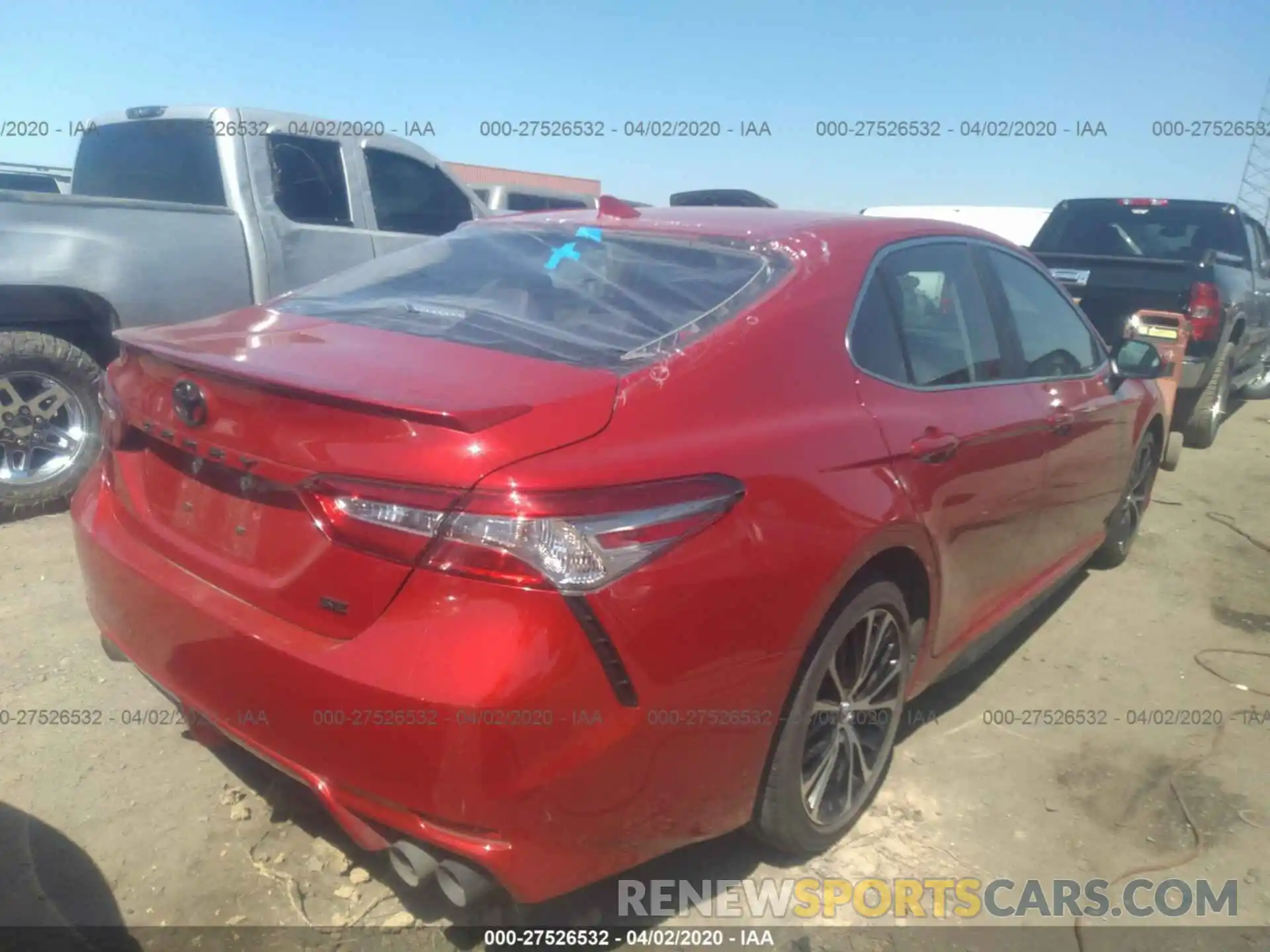 4 Photograph of a damaged car 4T1B11HKXKU276999 TOYOTA CAMRY 2019