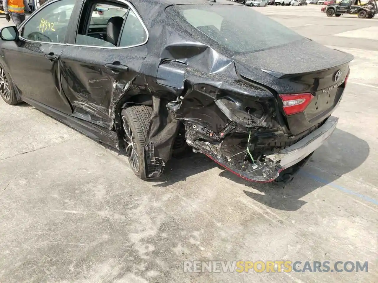 9 Photograph of a damaged car 4T1B11HKXKU277215 TOYOTA CAMRY 2019