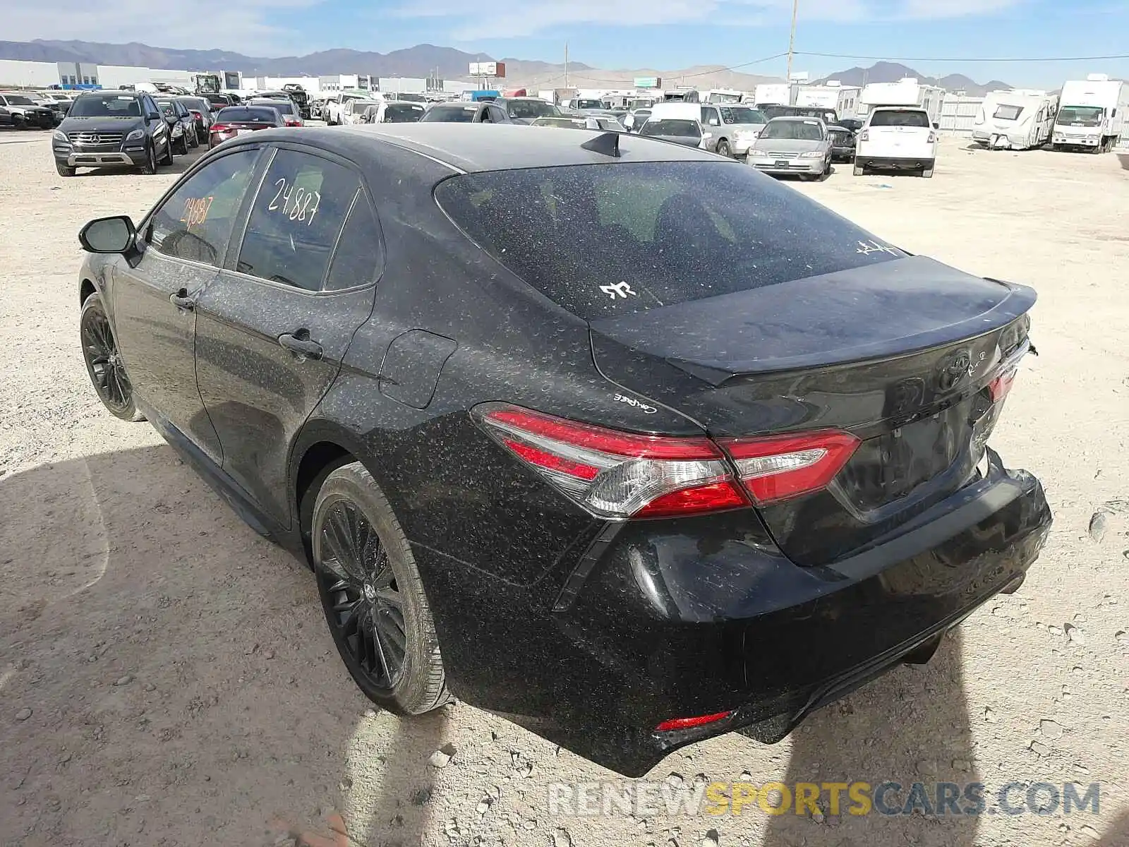 3 Photograph of a damaged car 4T1B11HKXKU277831 TOYOTA CAMRY 2019