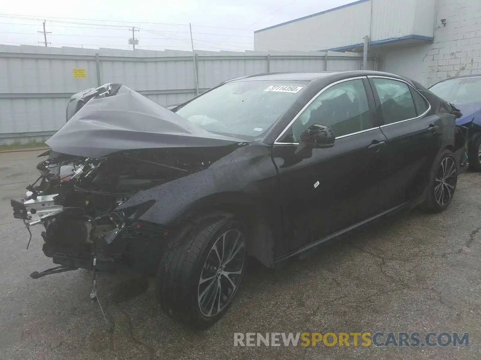 2 Photograph of a damaged car 4T1B11HKXKU277862 TOYOTA CAMRY 2019