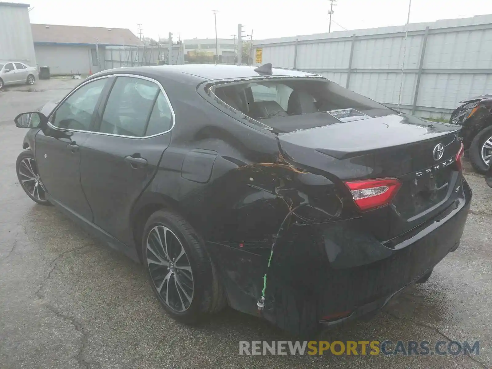 3 Photograph of a damaged car 4T1B11HKXKU277862 TOYOTA CAMRY 2019