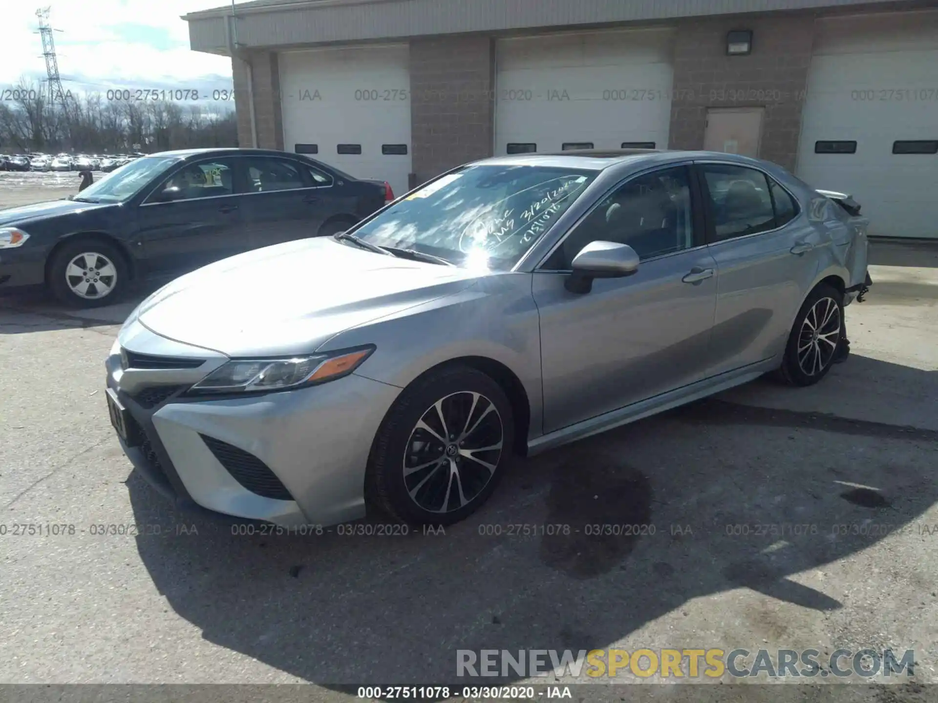 2 Photograph of a damaged car 4T1B11HKXKU277912 TOYOTA CAMRY 2019