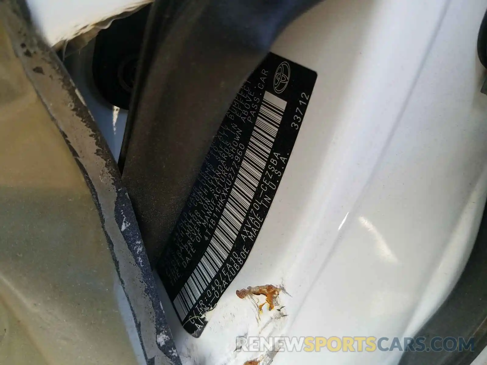 10 Photograph of a damaged car 4T1B11HKXKU277960 TOYOTA CAMRY 2019