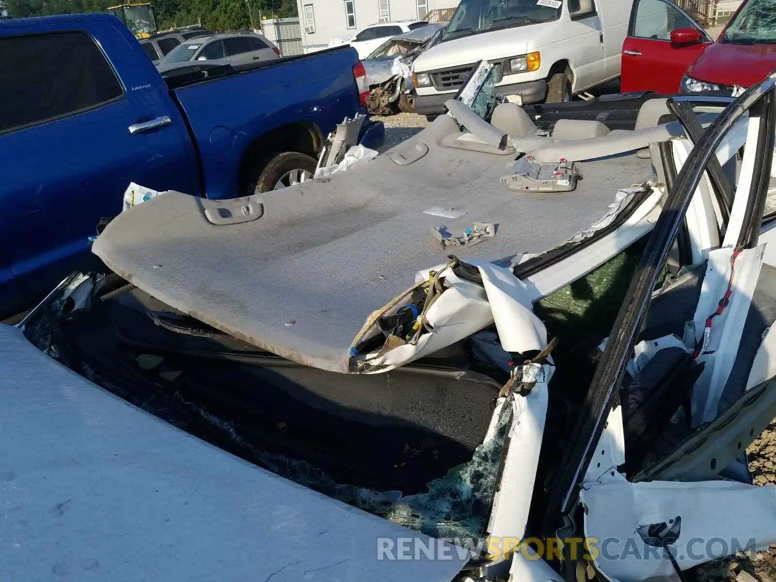 9 Фотография поврежденного автомобиля 4T1B11HKXKU277960 TOYOTA CAMRY 2019