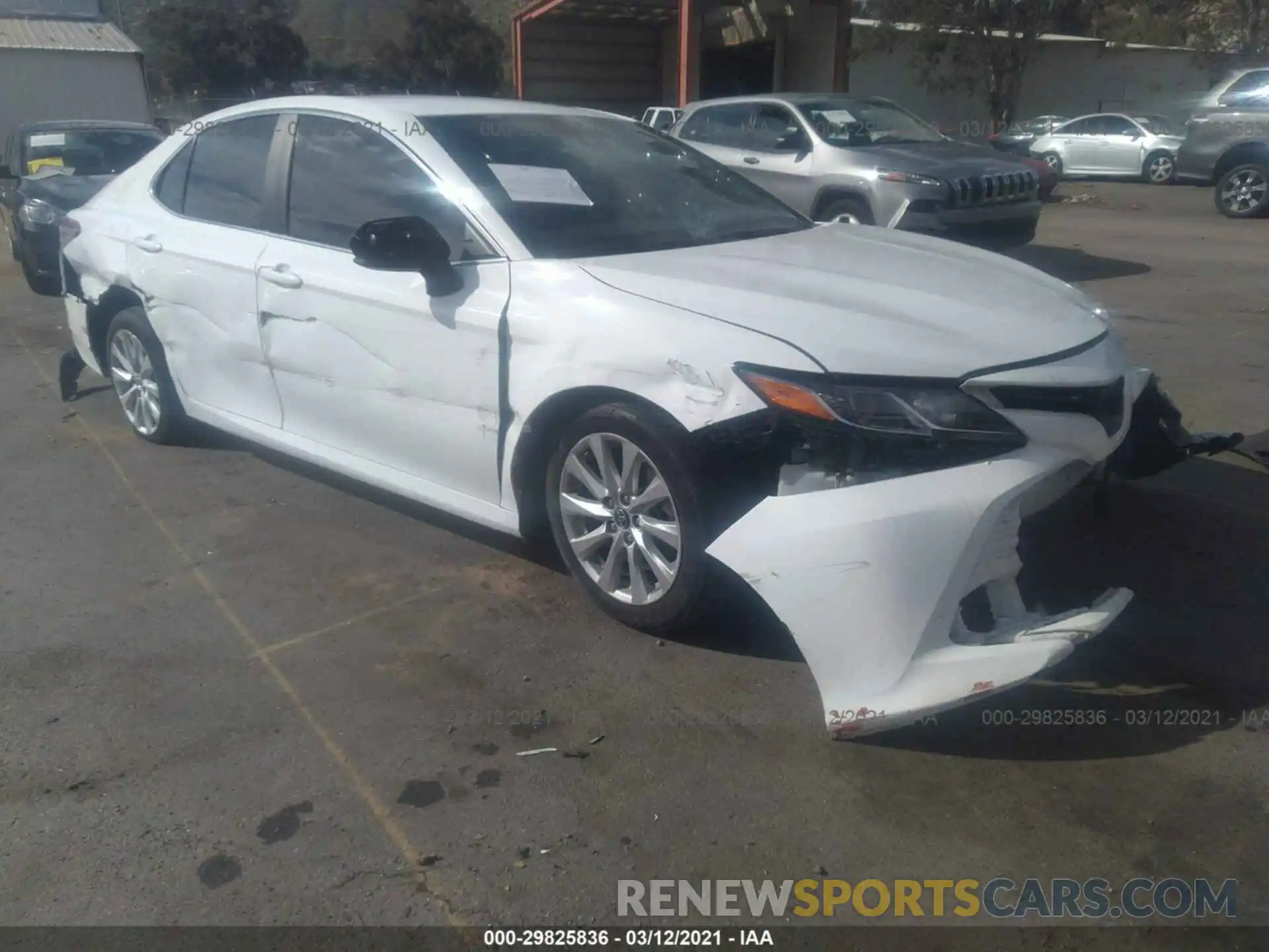 1 Photograph of a damaged car 4T1B11HKXKU279711 TOYOTA CAMRY 2019