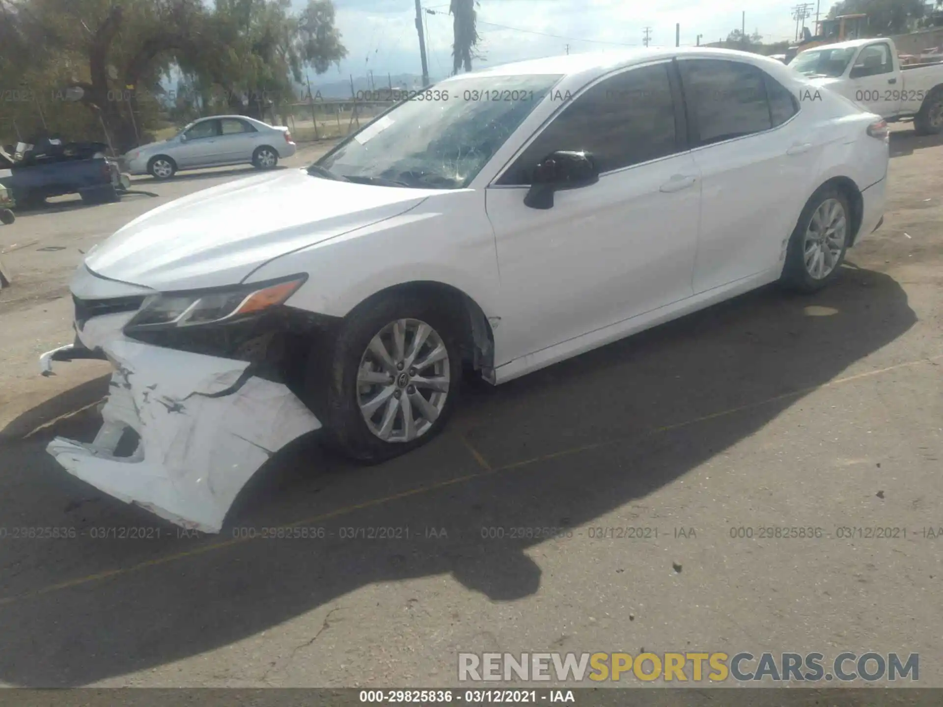 2 Photograph of a damaged car 4T1B11HKXKU279711 TOYOTA CAMRY 2019