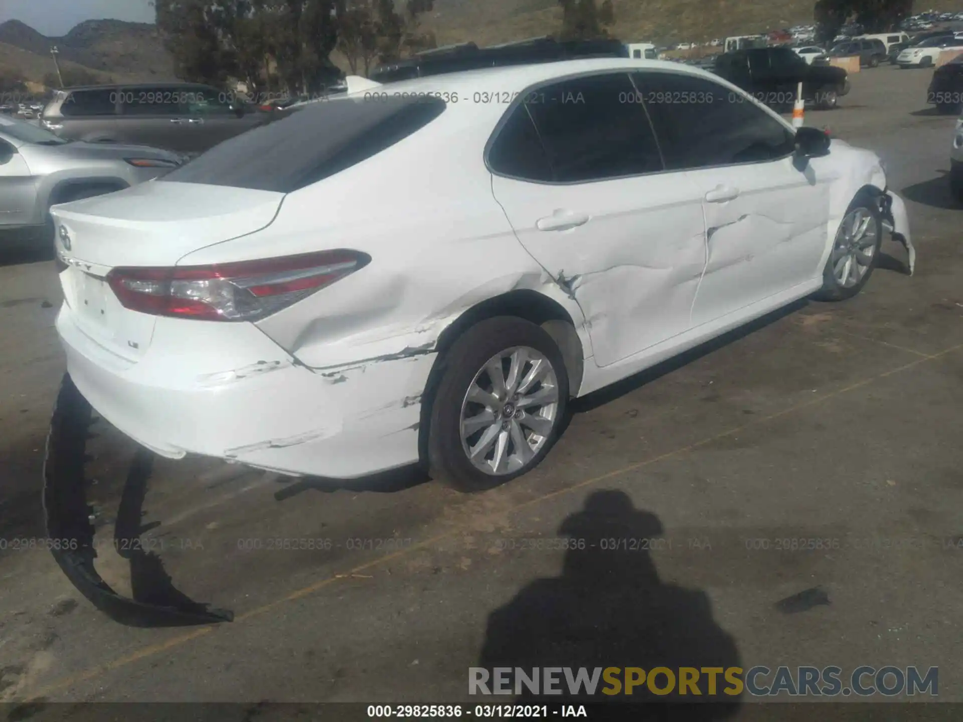 4 Photograph of a damaged car 4T1B11HKXKU279711 TOYOTA CAMRY 2019