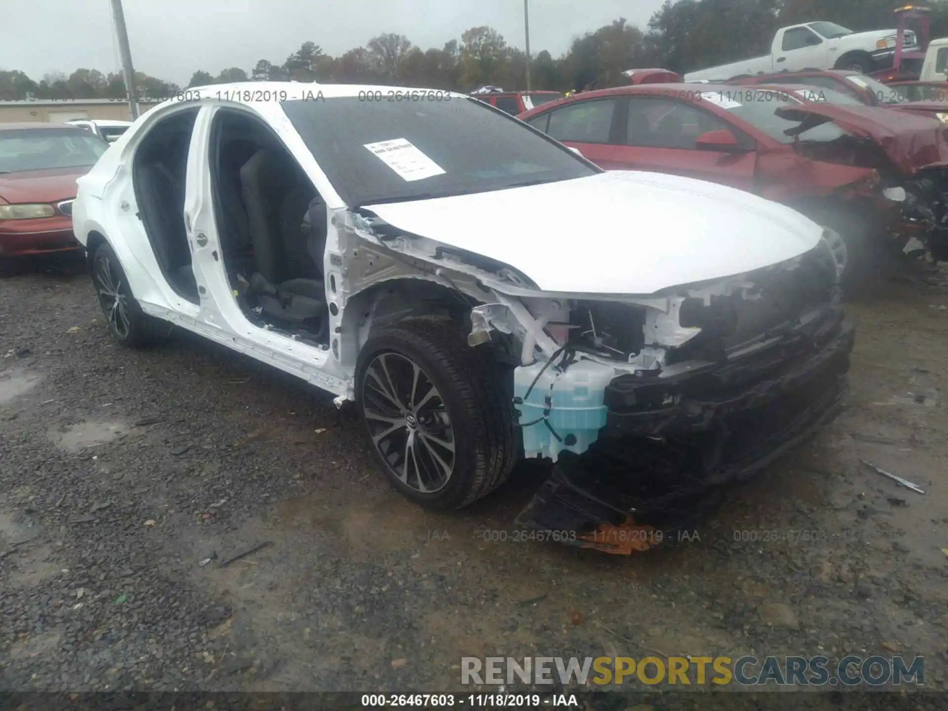 6 Photograph of a damaged car 4T1B11HKXKU280874 TOYOTA CAMRY 2019