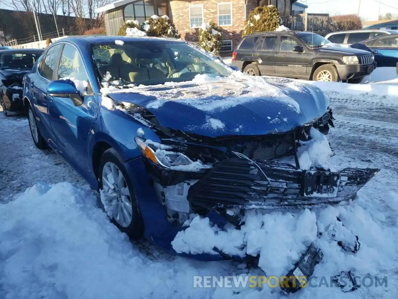 1 Photograph of a damaged car 4T1B11HKXKU281281 TOYOTA CAMRY 2019