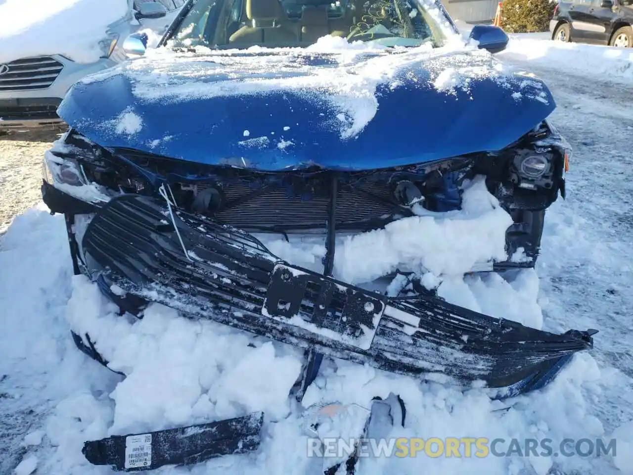 9 Photograph of a damaged car 4T1B11HKXKU281281 TOYOTA CAMRY 2019