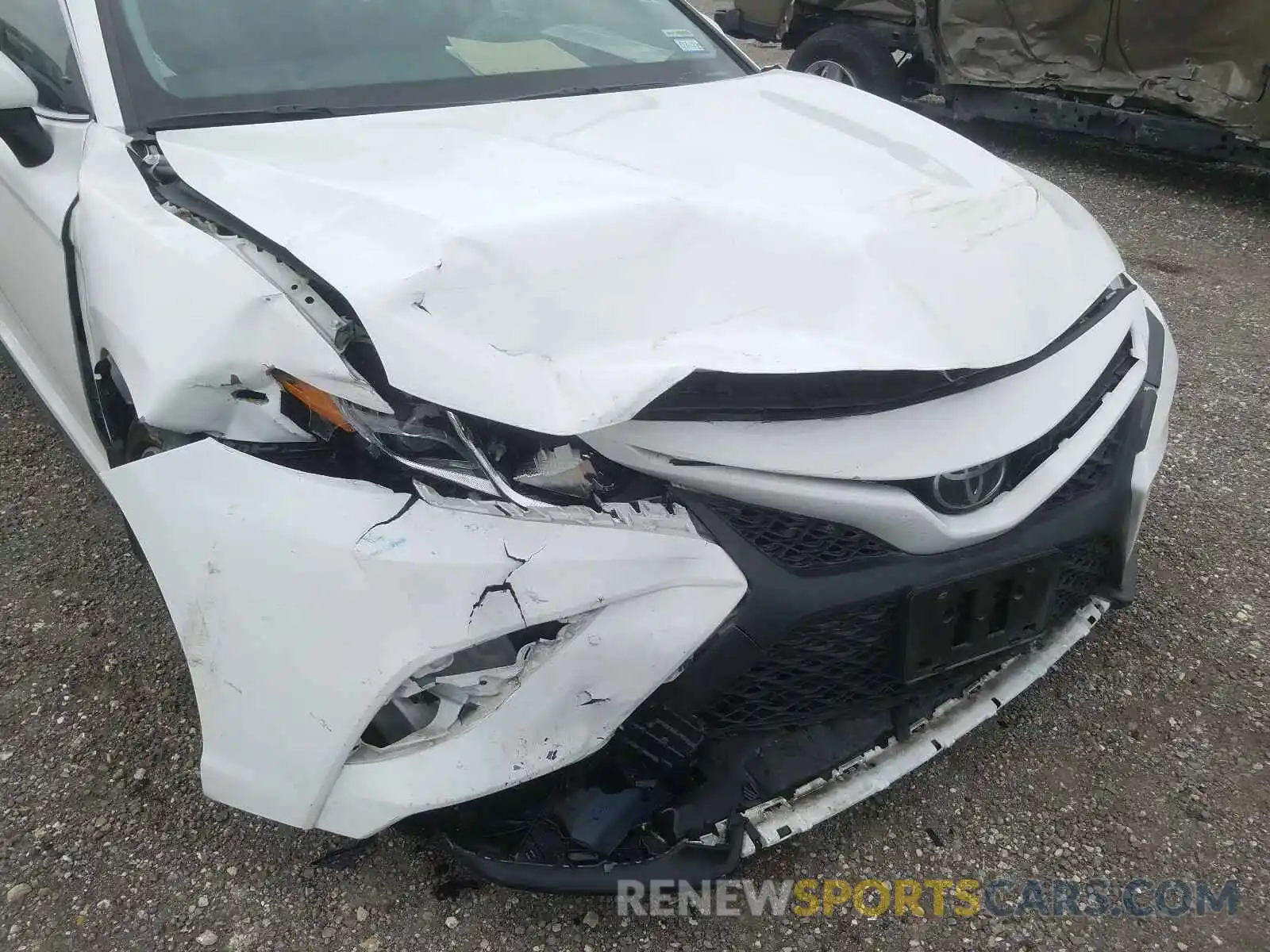 9 Photograph of a damaged car 4T1B11HKXKU282799 TOYOTA CAMRY 2019