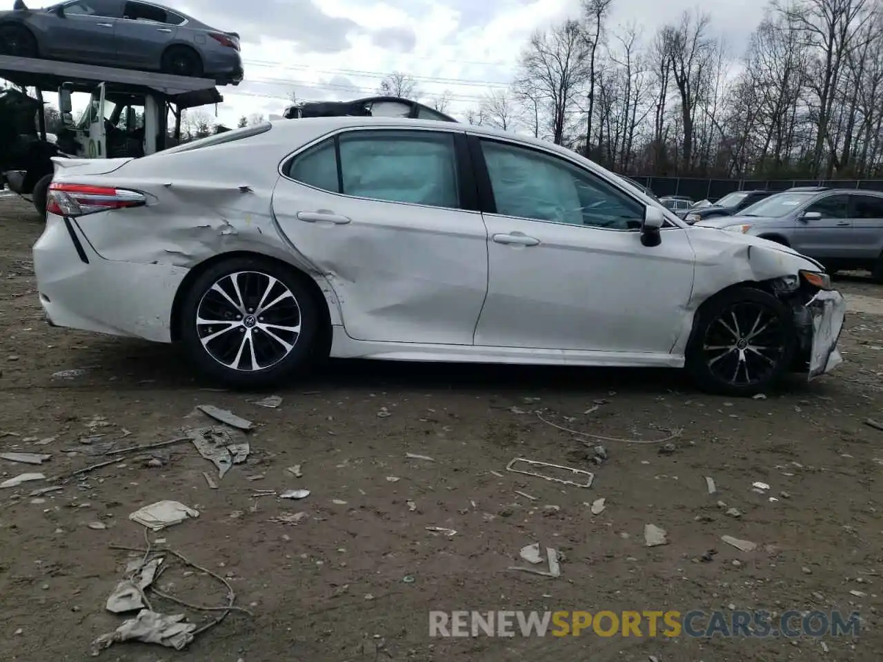 9 Photograph of a damaged car 4T1B11HKXKU282947 TOYOTA CAMRY 2019