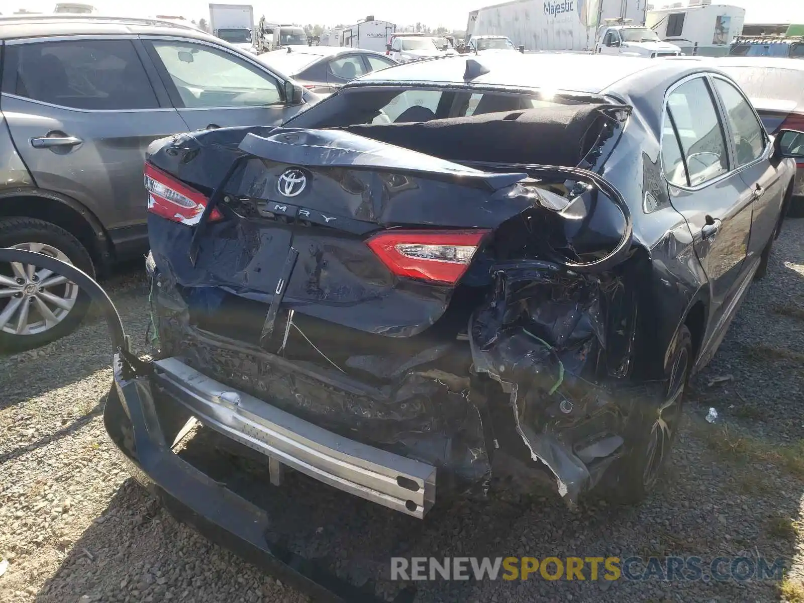 9 Photograph of a damaged car 4T1B11HKXKU284519 TOYOTA CAMRY 2019