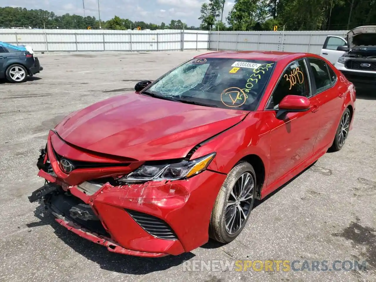 2 Photograph of a damaged car 4T1B11HKXKU285301 TOYOTA CAMRY 2019